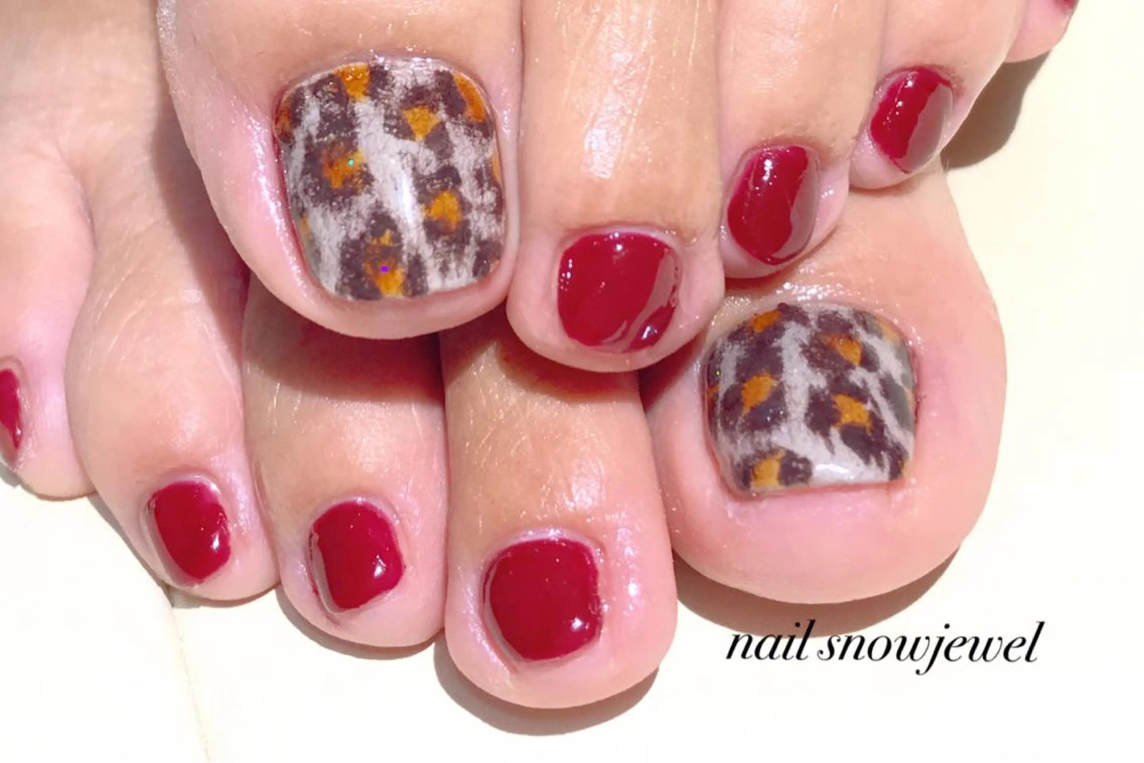 ネイル フットネイル nail snowjewelのネイルデザイン