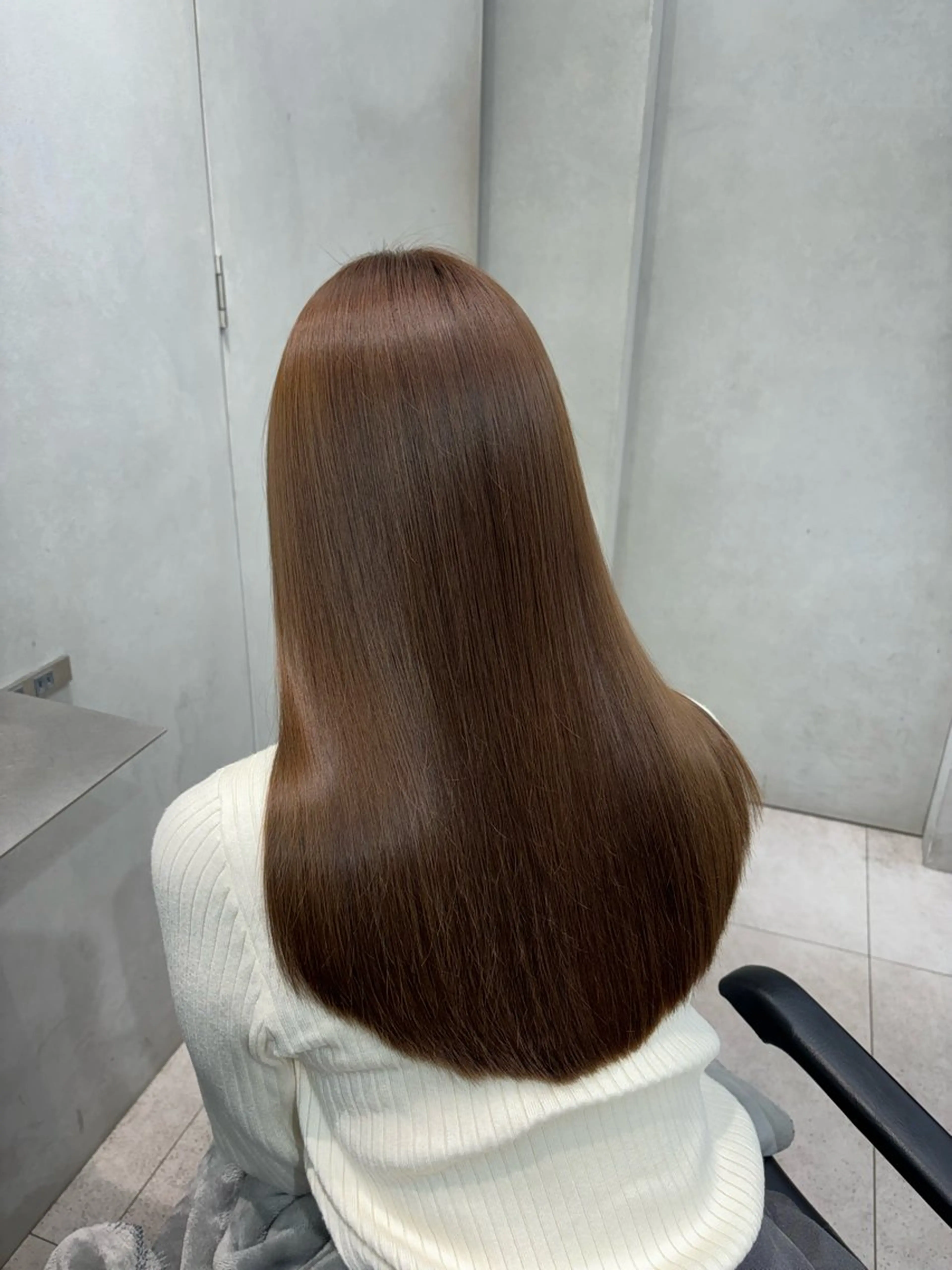 セミロング emi 韓国ワンホンヘアのヘアスタイル