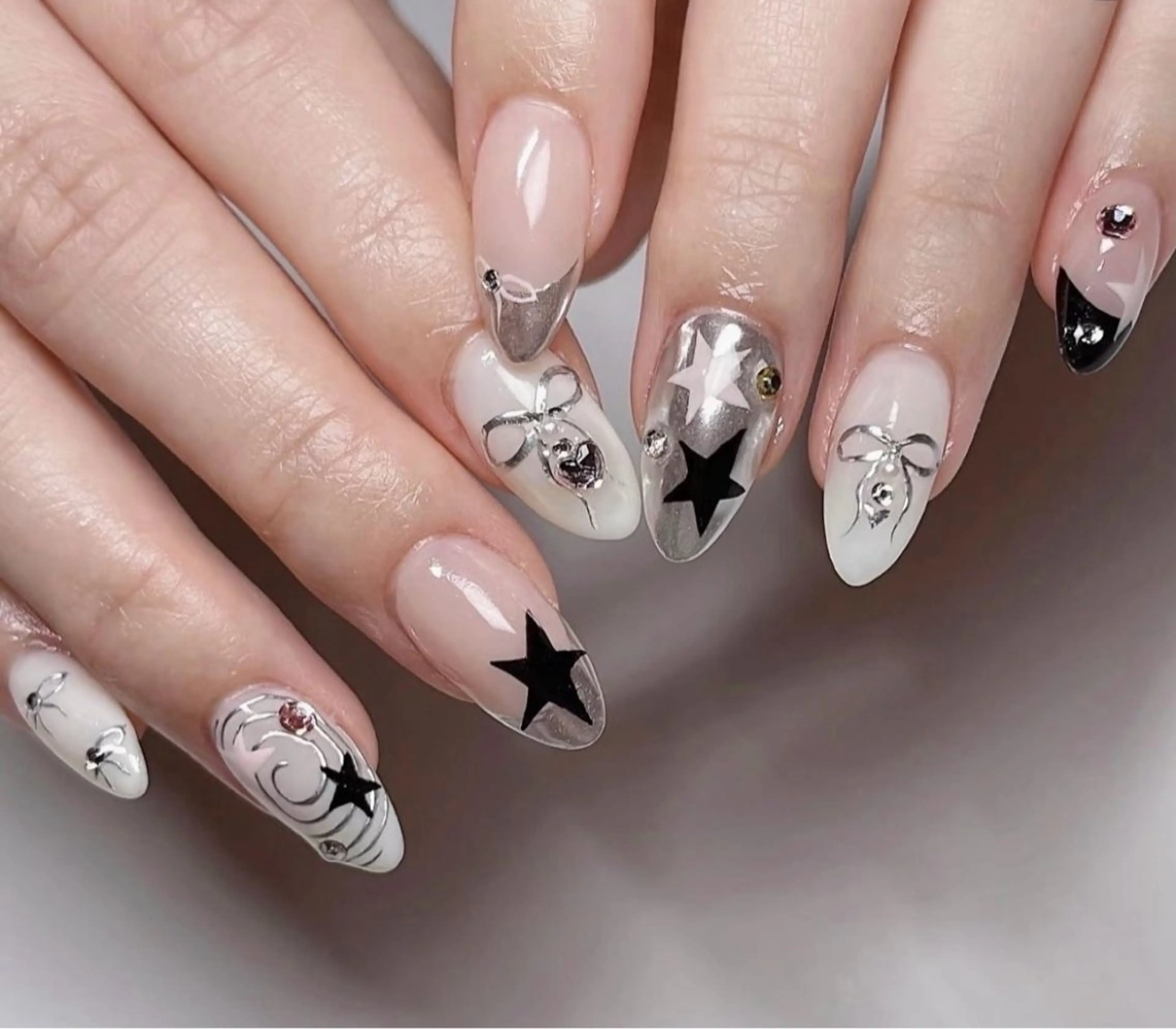 ネイル ネイリスト ハンのネイルデザイン