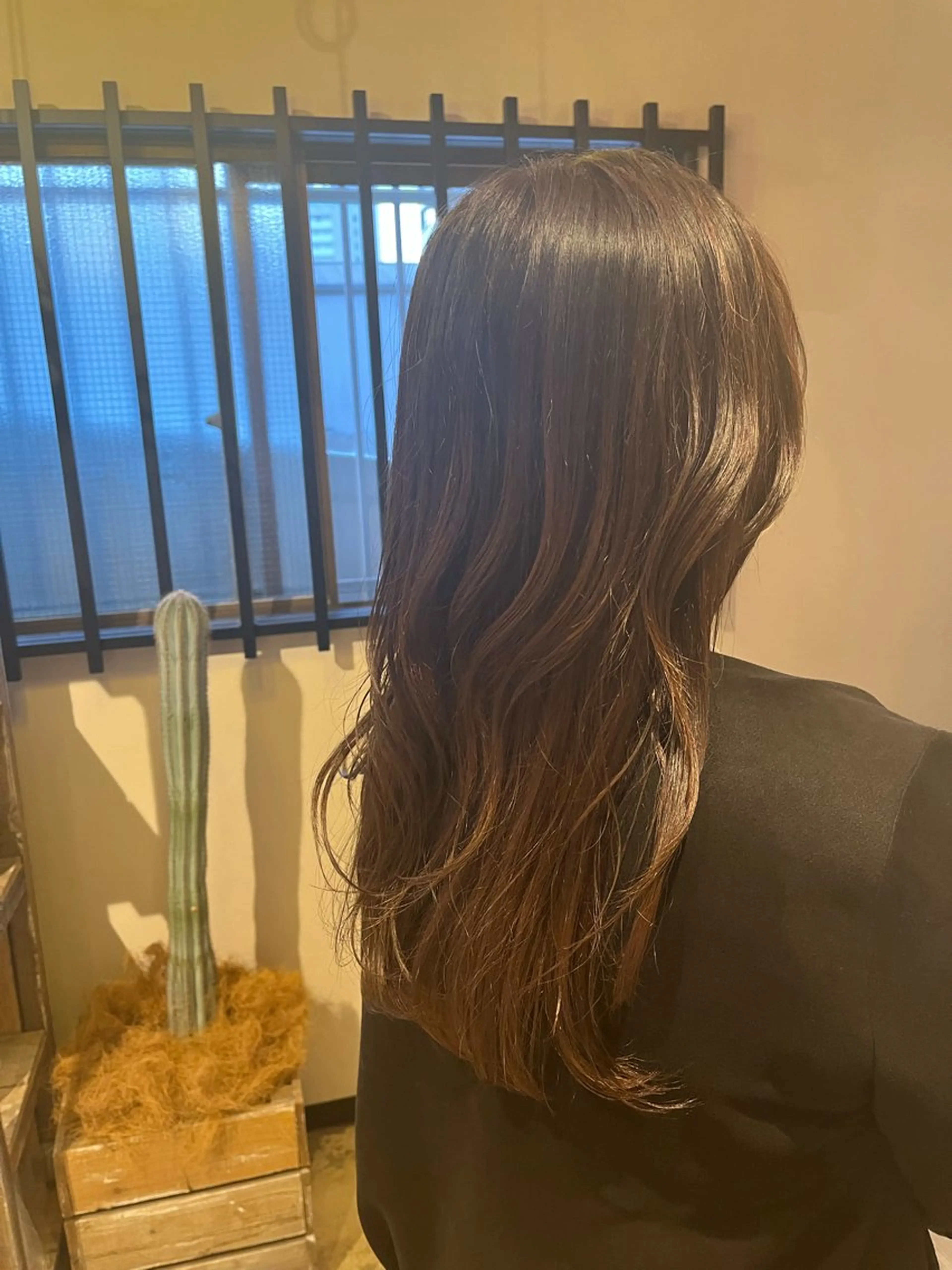 ロング カラー LoE[ロエ]桃井 香菜子のヘアスタイル