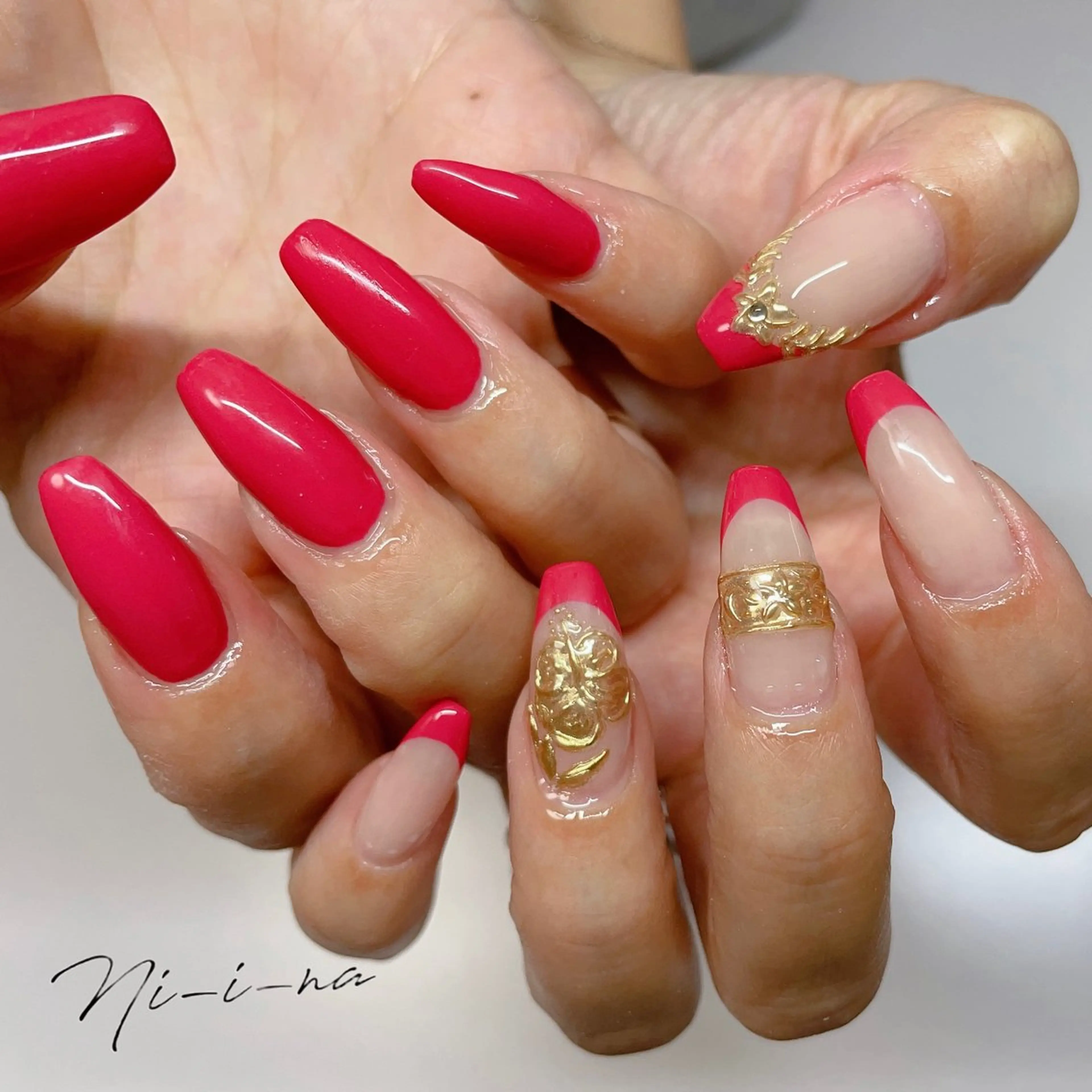 ネイル ハンドネイル nail salon Ni-i-naのネイルデザイン