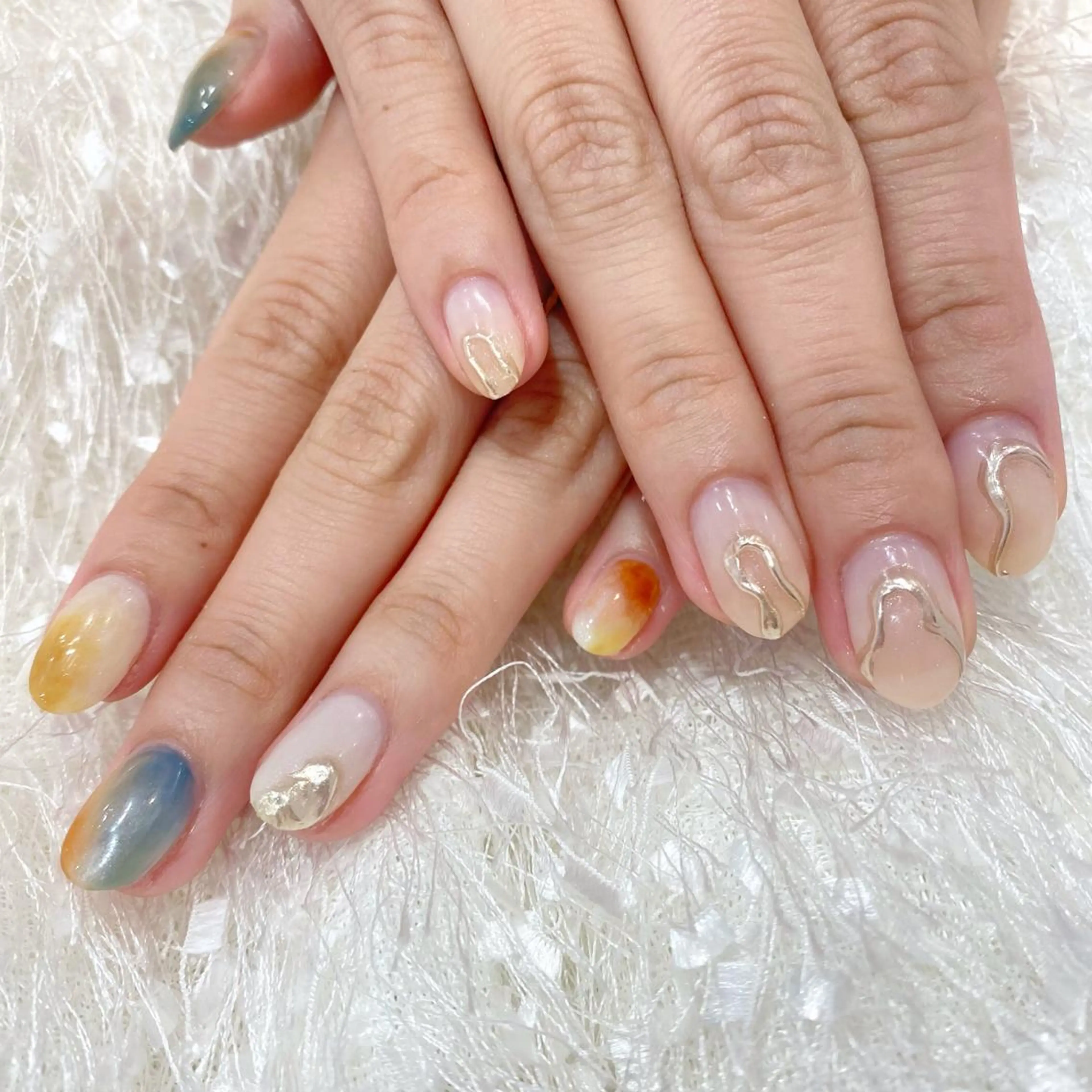 ネイル gluck(グリュック)所属・なかがわ まゆこのネイルデザイン