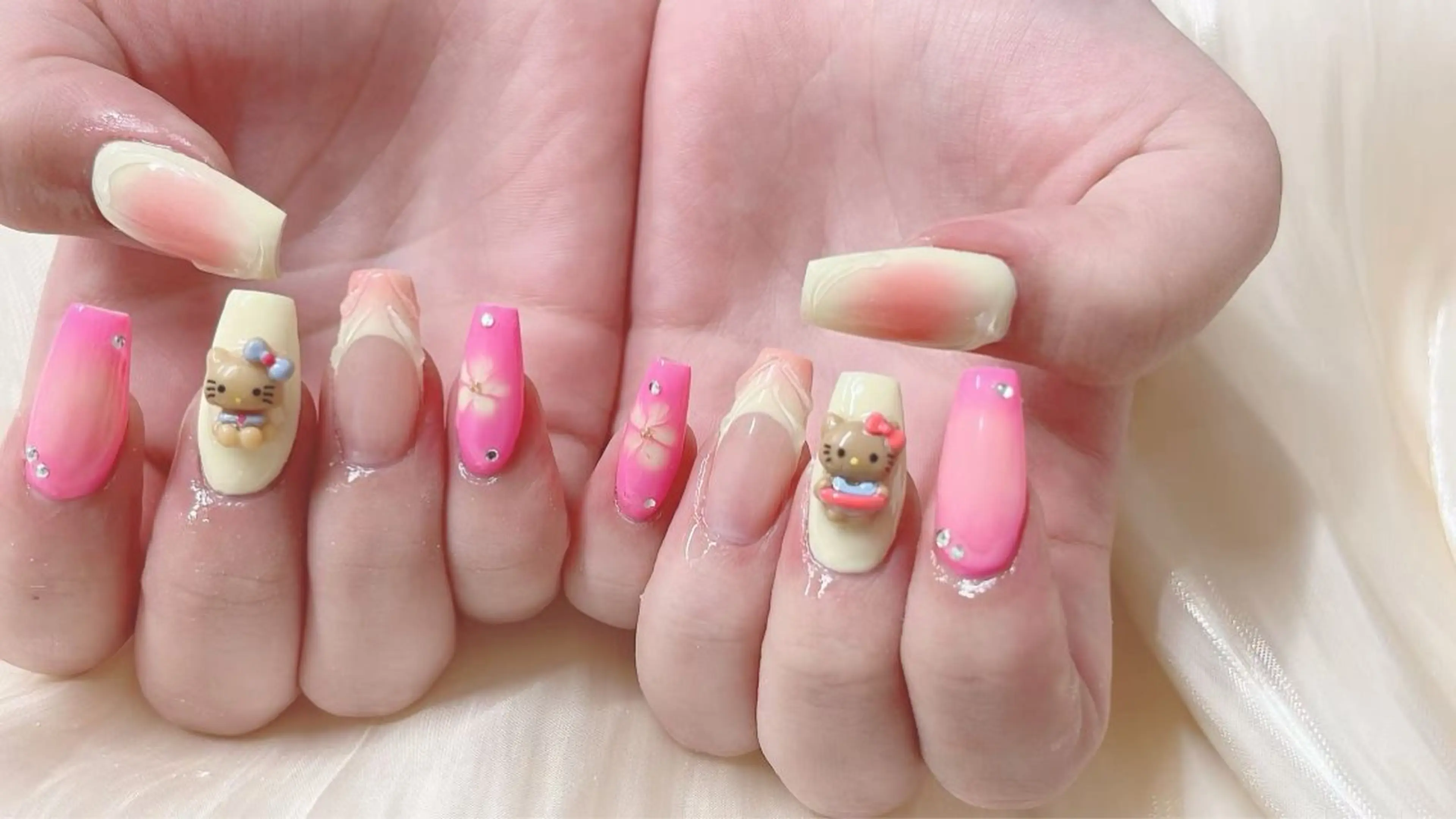 ネイル フットネイル 💜MIYA nail川崎店のネイルデザイン