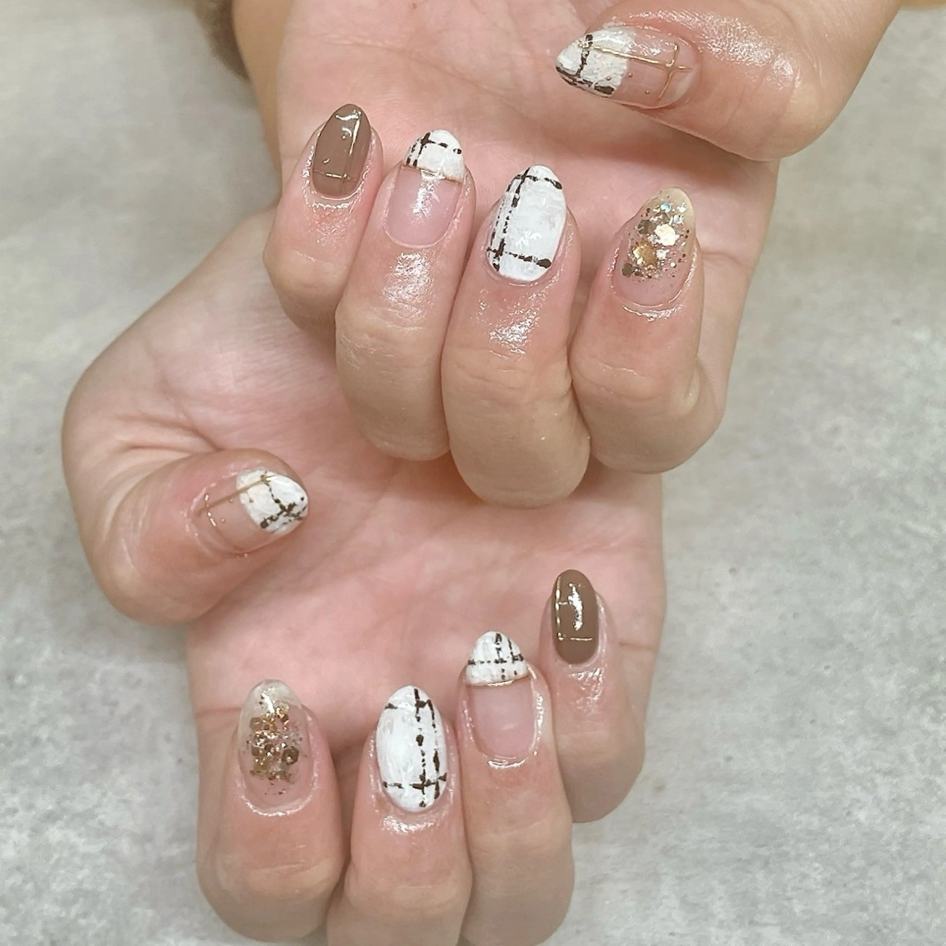 ネイル アートネイル 長さ出し ハンドネイル A85G ayakoのネイルデザイン