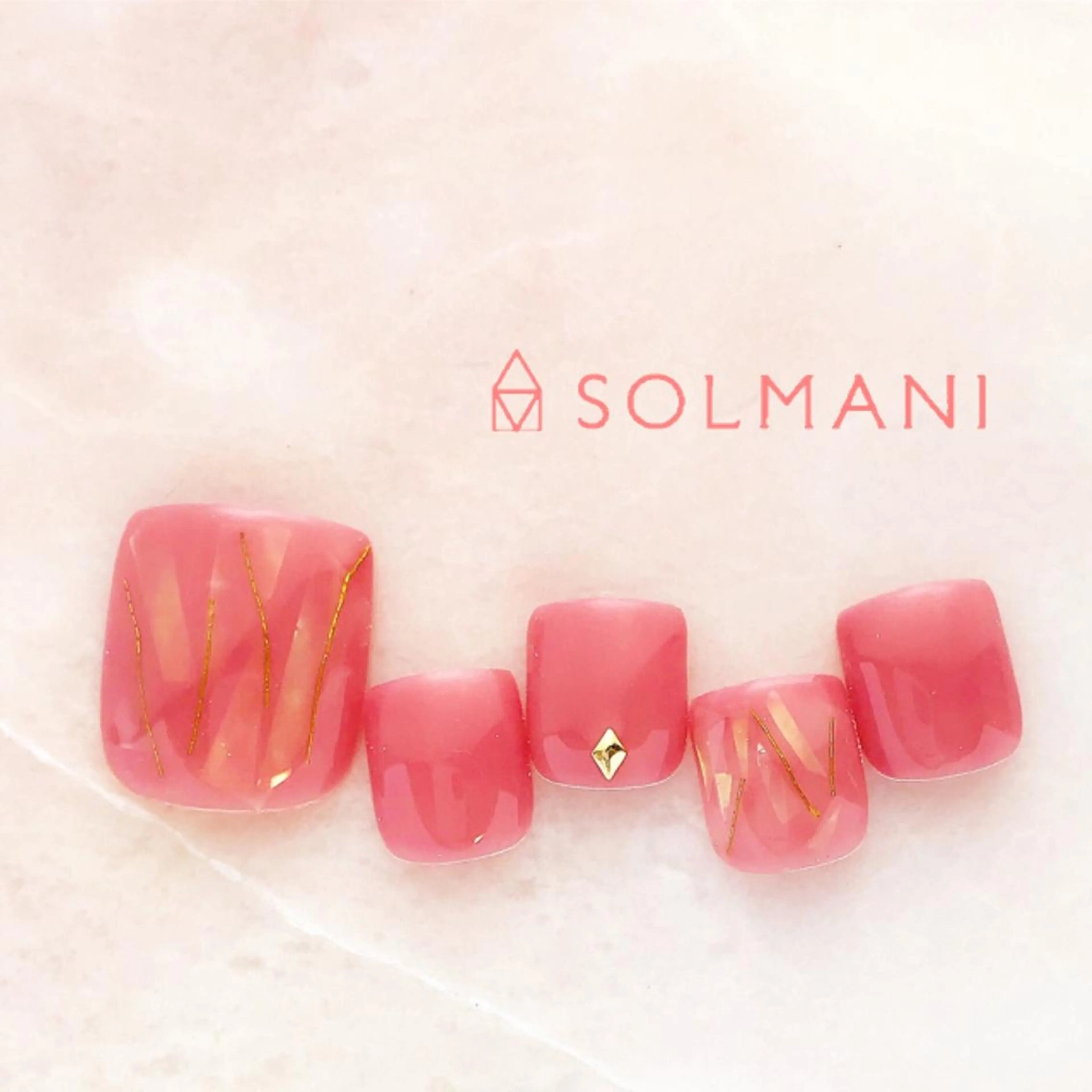 ネイル フットネイル SOLMANI 予約担当のネイルデザイン