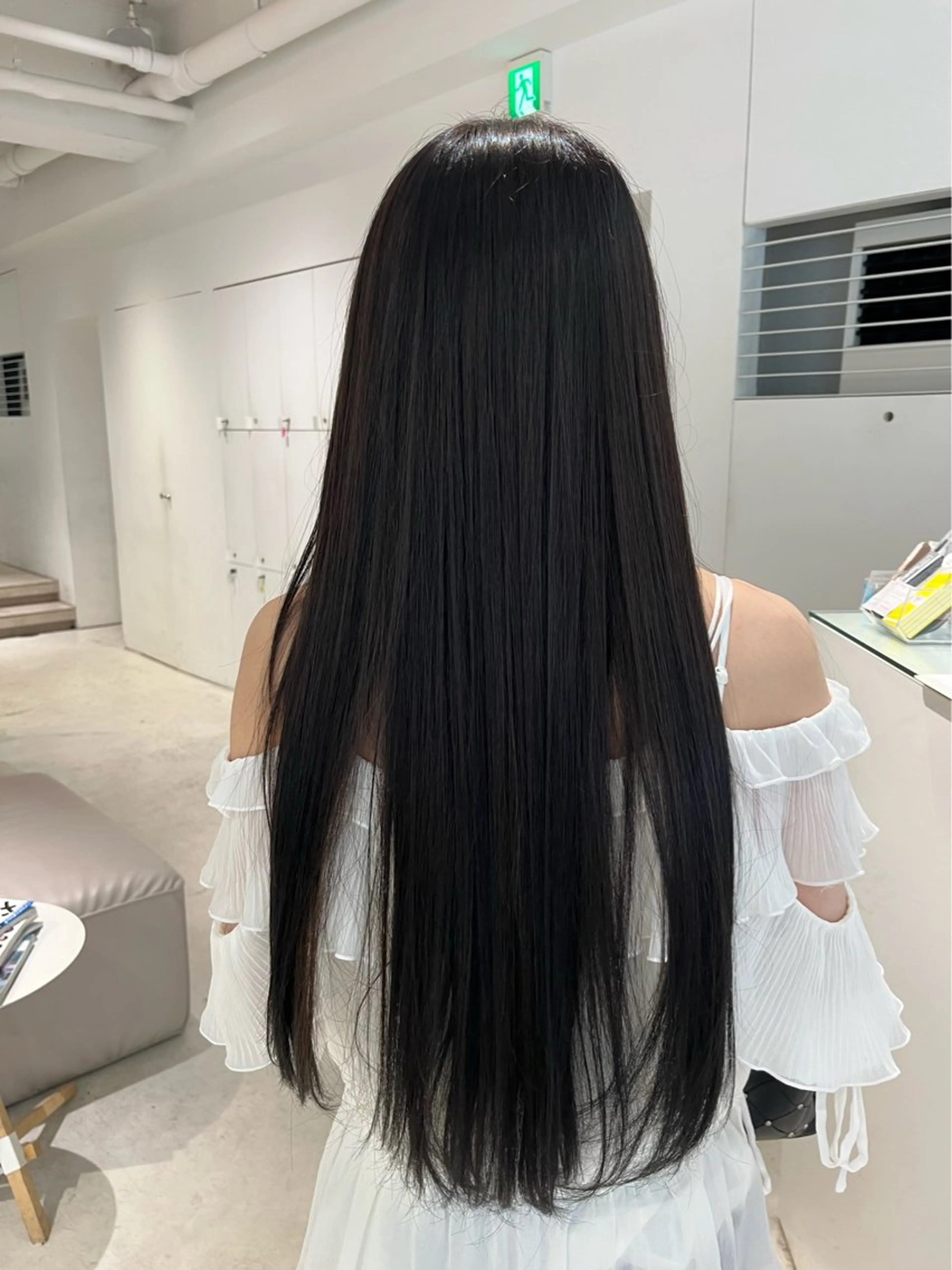 ロング 💇‍♀️loely 小島のヘアスタイル