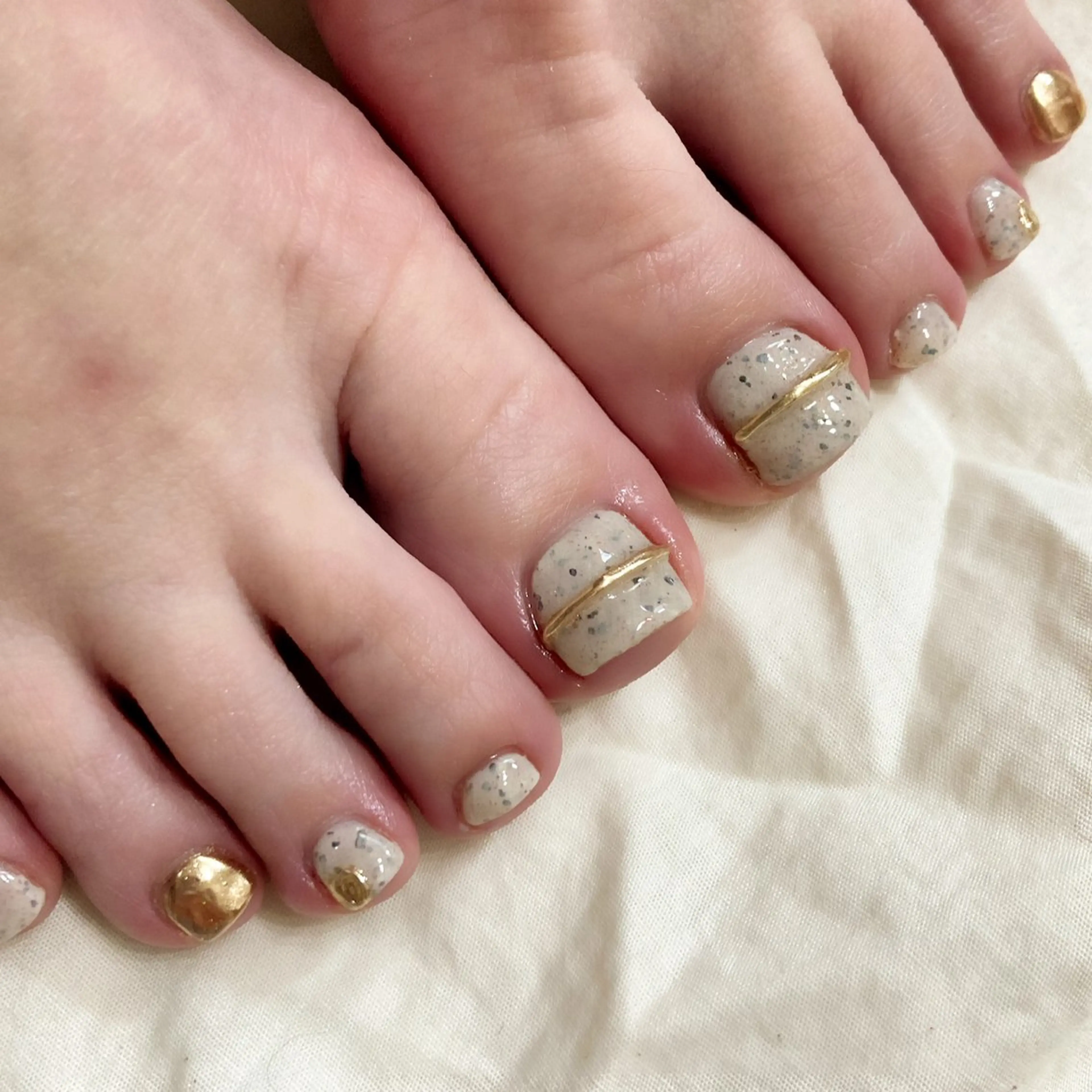 ネイル Legit nail salonのネイルデザイン