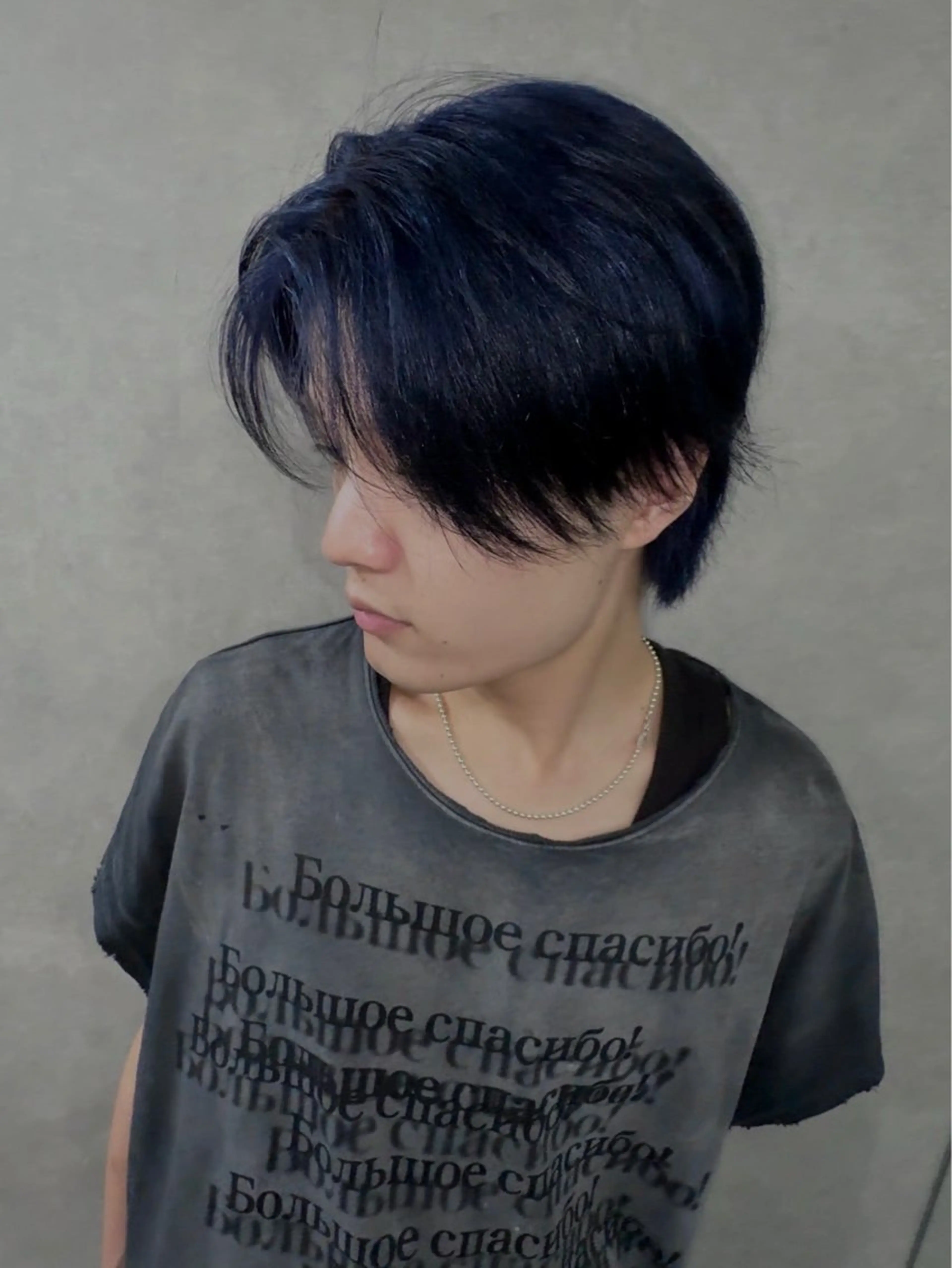 カラー がわ/ウルフカット /ブリーチカラーのヘアスタイル