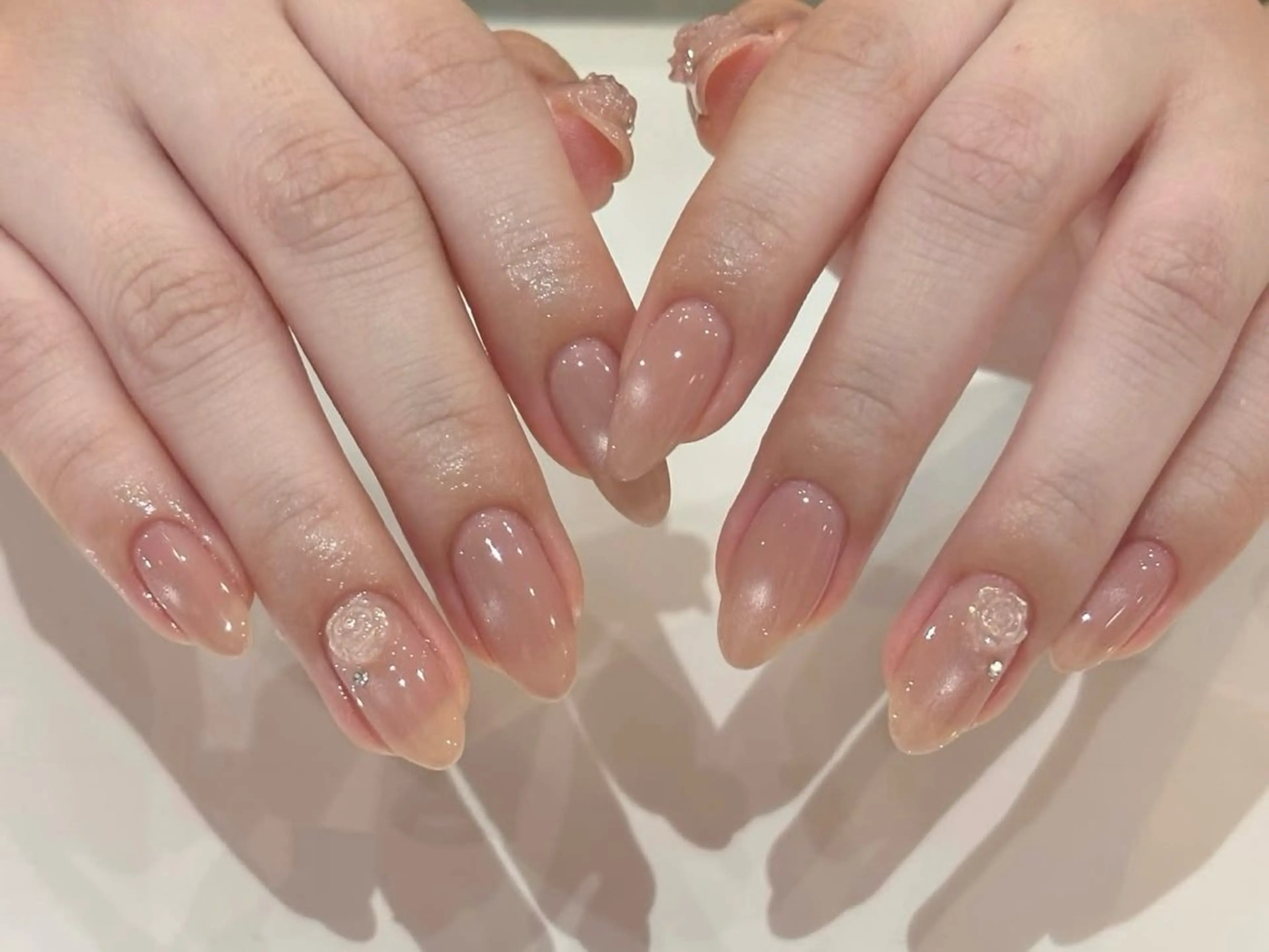 ネイル オーロラネイル 長さ出し フレンチネイル ジェルネイル ガラスフレンチ ハンドネイル Rela・S NAILのネイルデザイン