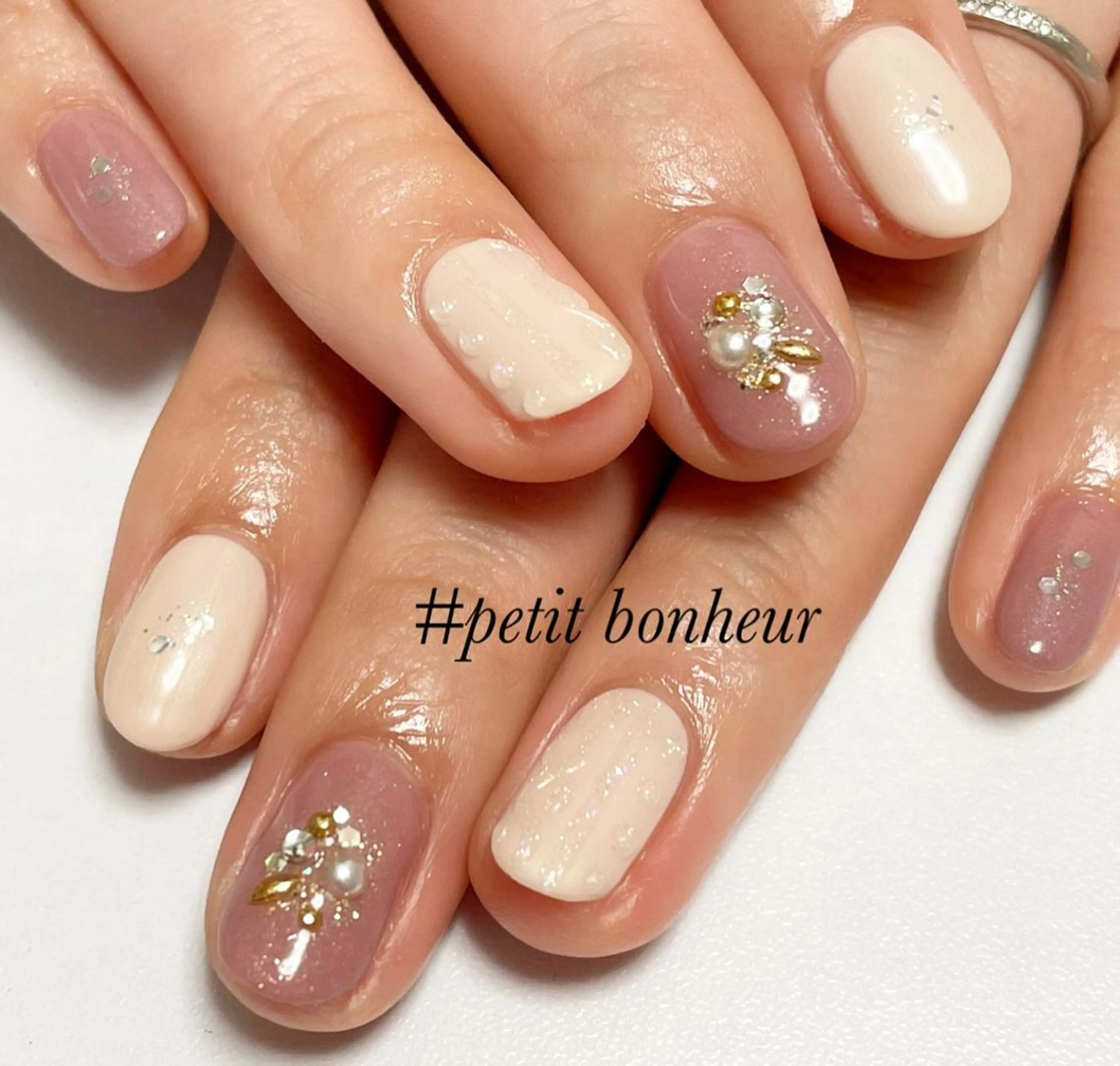 ネイル 持ち込み ピンク 冬ネイル Mas Miのネイルデザイン