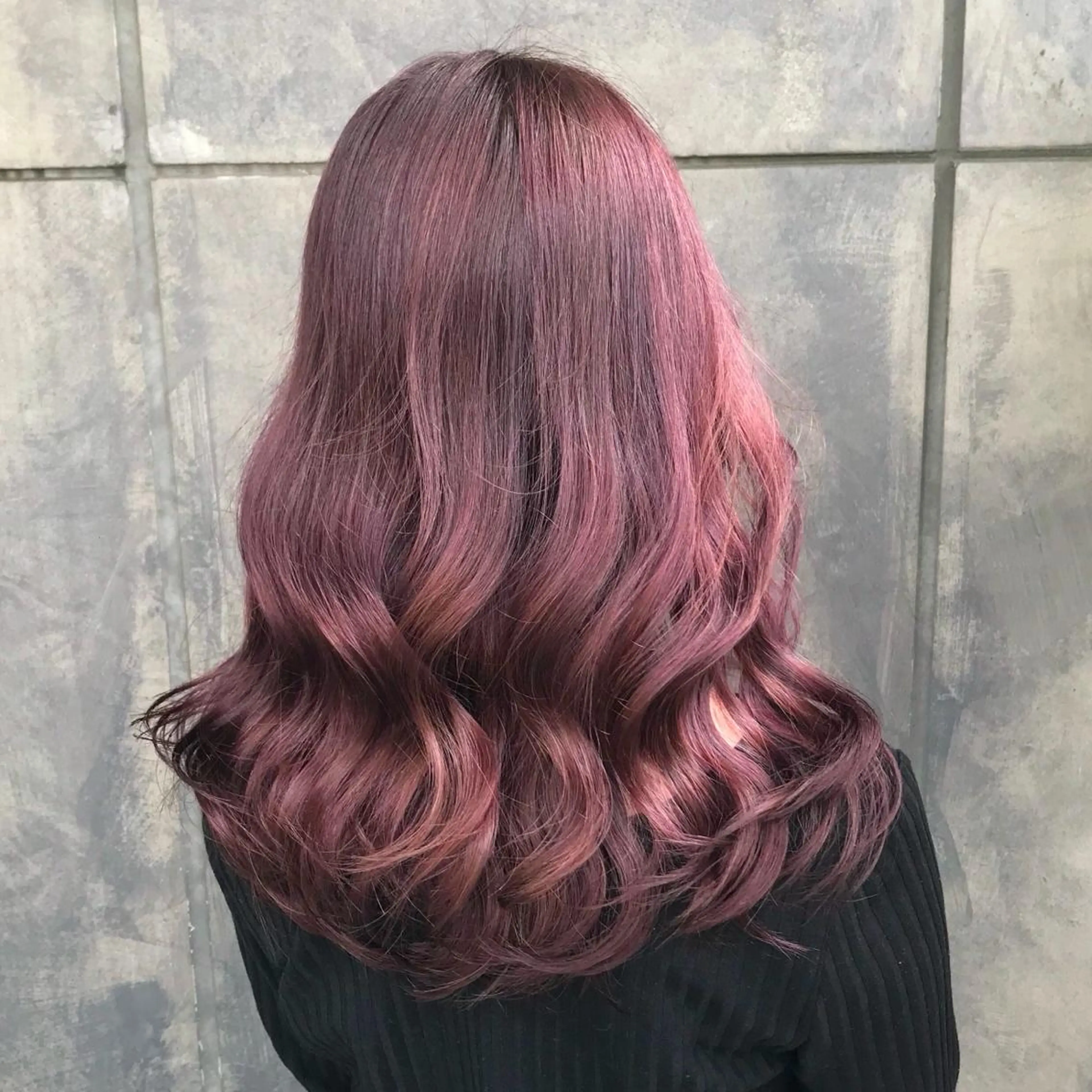 ロング カラー ブリーチ ラベンダーカラー ピンクカラー ピンクラベンダー ヨシンモリ サロウィン所属・K-POP好き美容師 🇰🇷Kai.Yのヘアスタイル