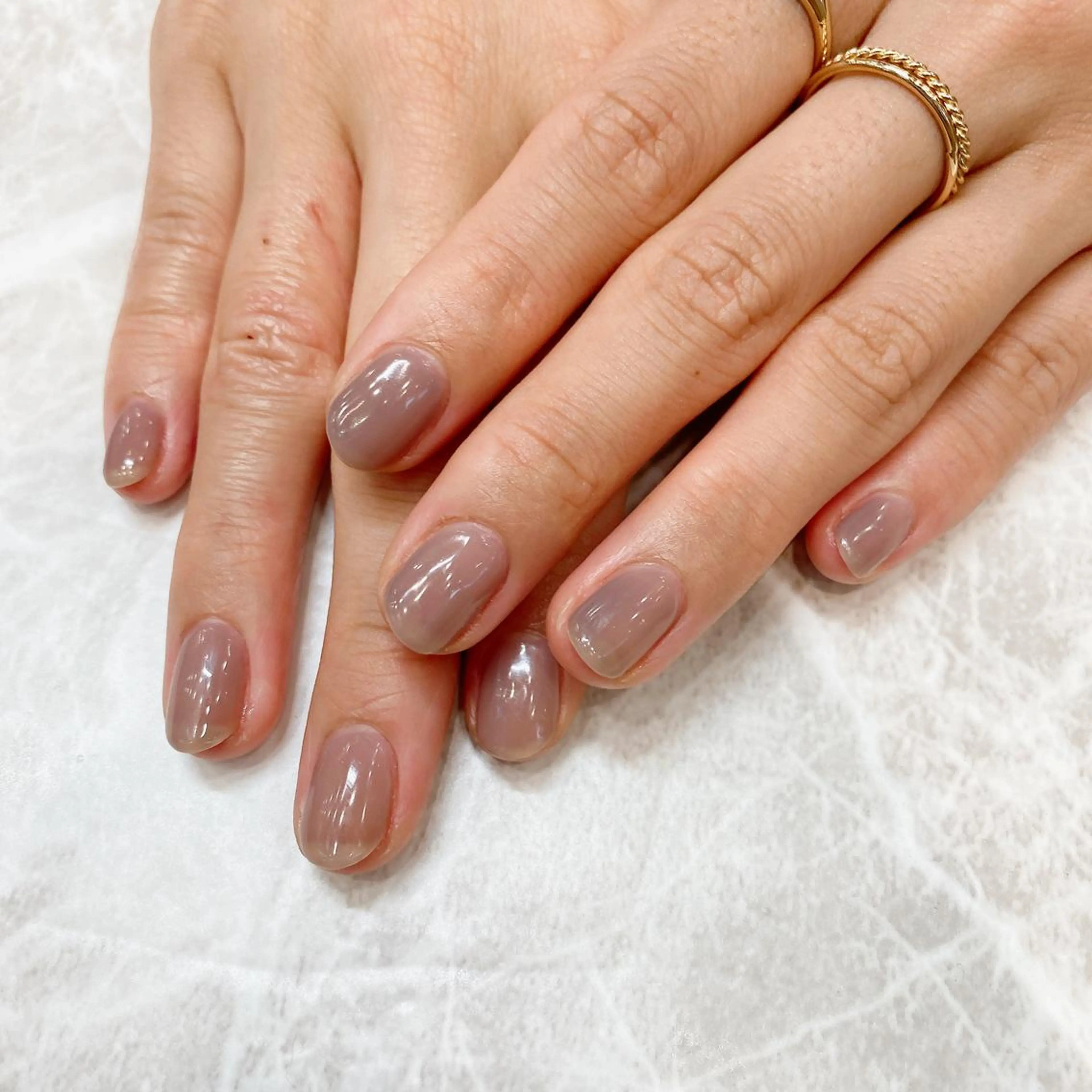 ネイル ワンカラーネイル シンプルネイル ハンドネイル 関谷 真登佳のネイルデザイン