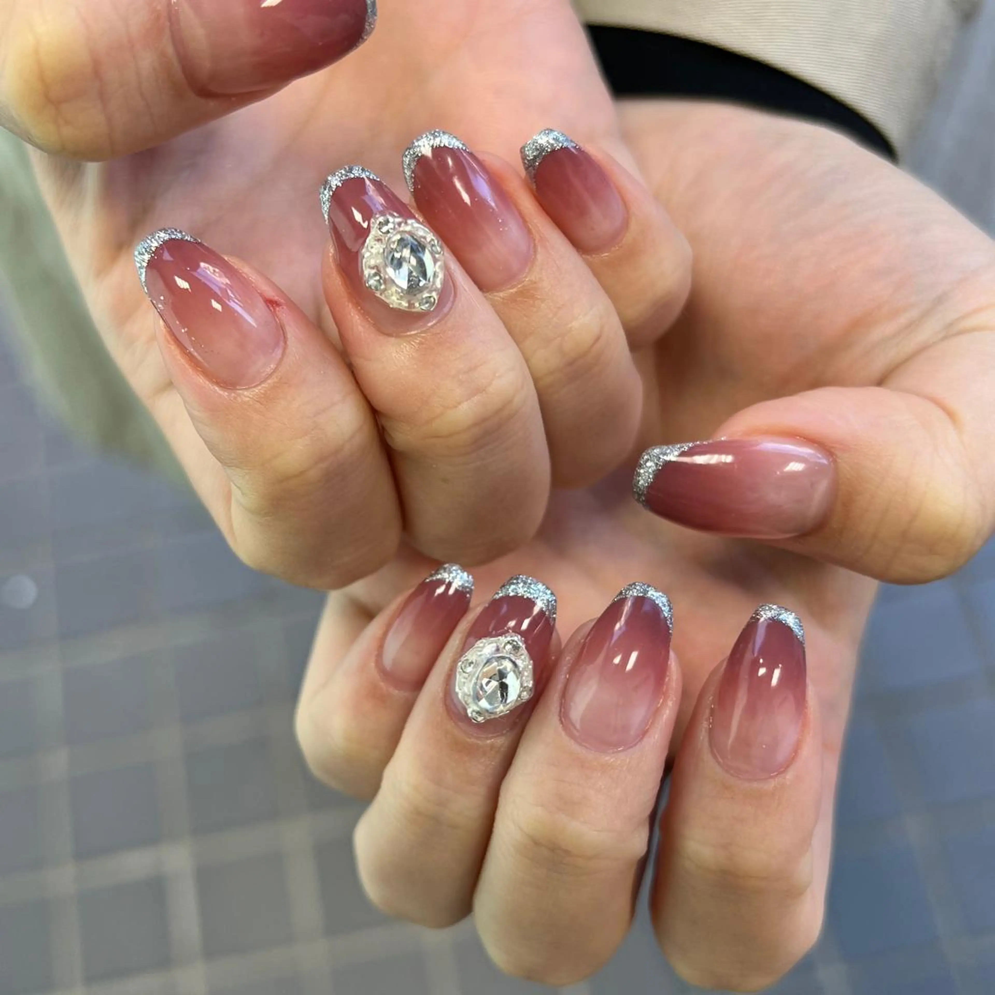 ネイル ハンドネイル 河野 弥月のネイルデザイン