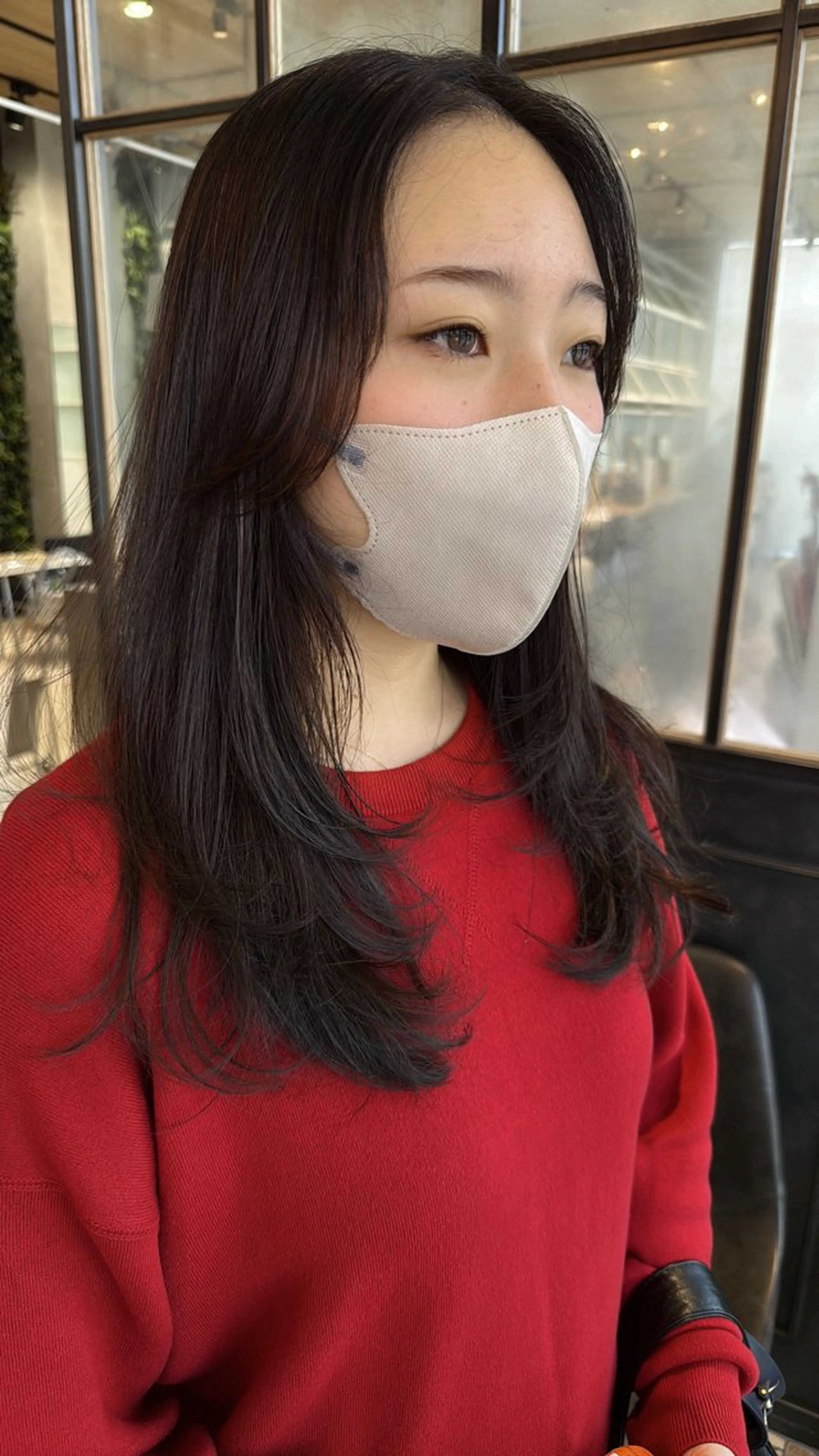 セミロング カット ヘアカラー レイヤーカット /momocaのヘアスタイル