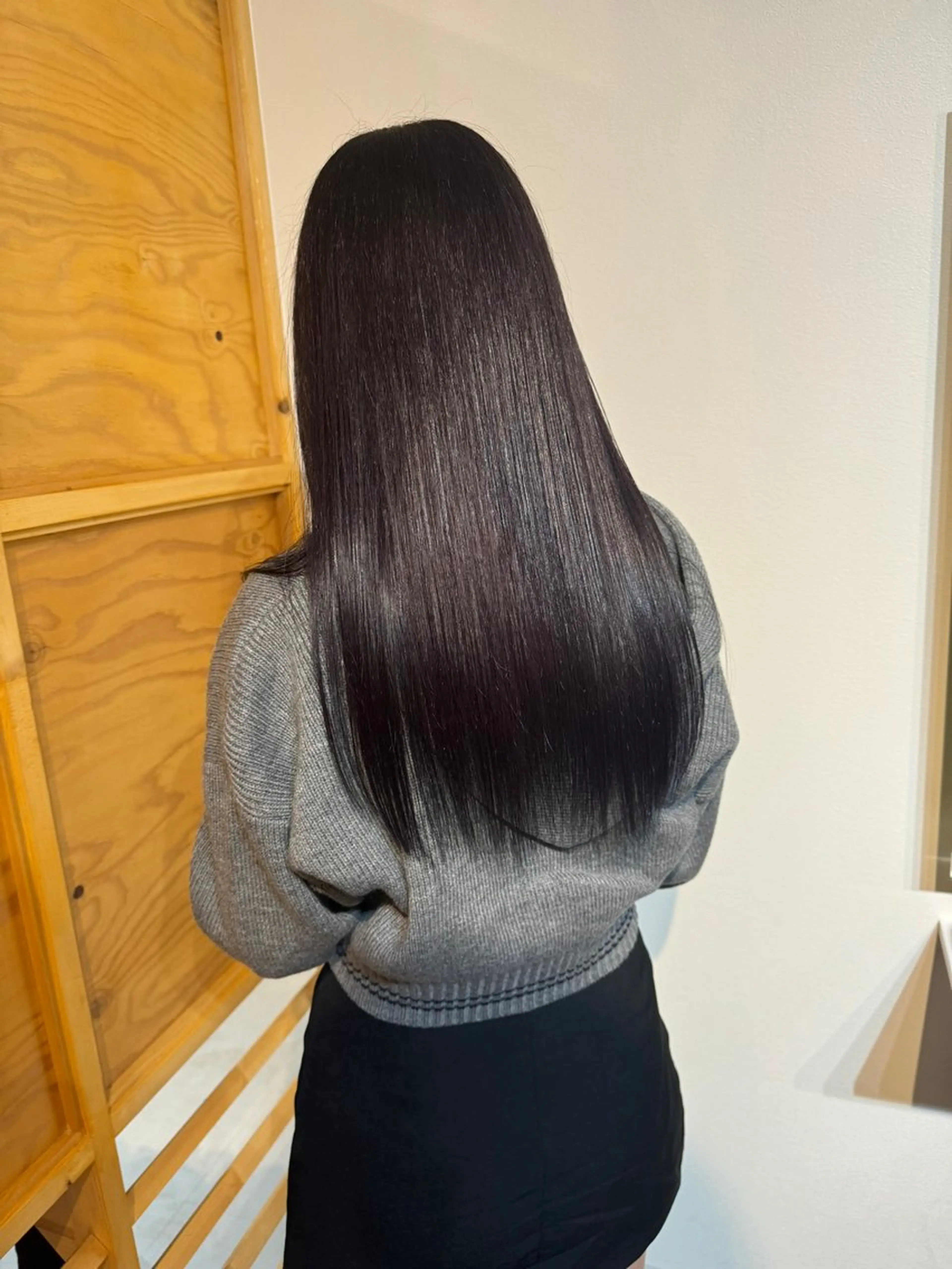 ロング カラー MOND / PINのヘアスタイル