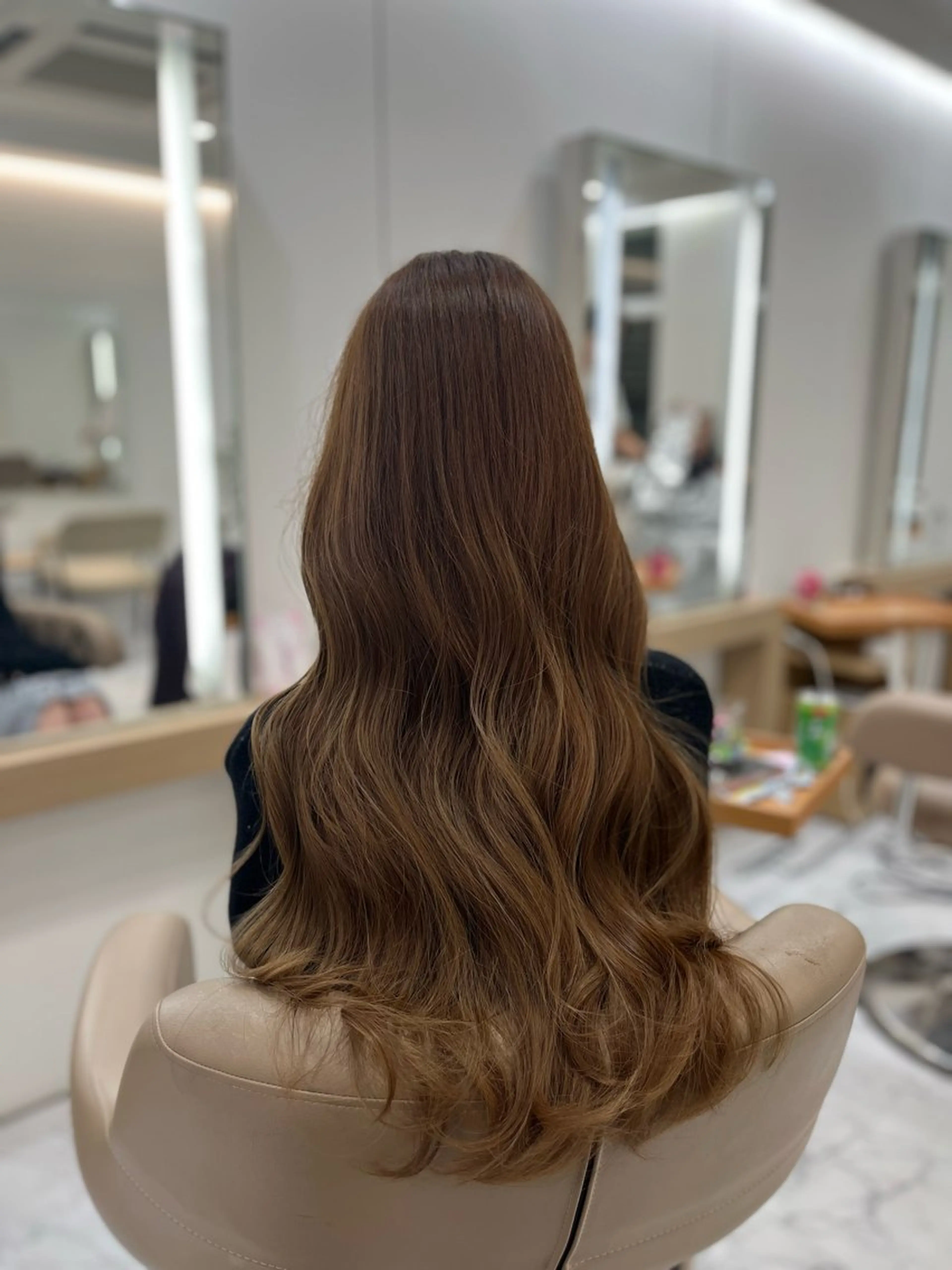 ロング カラー エクステ初心者歓迎 💎馴染みNo.1のヘアスタイル