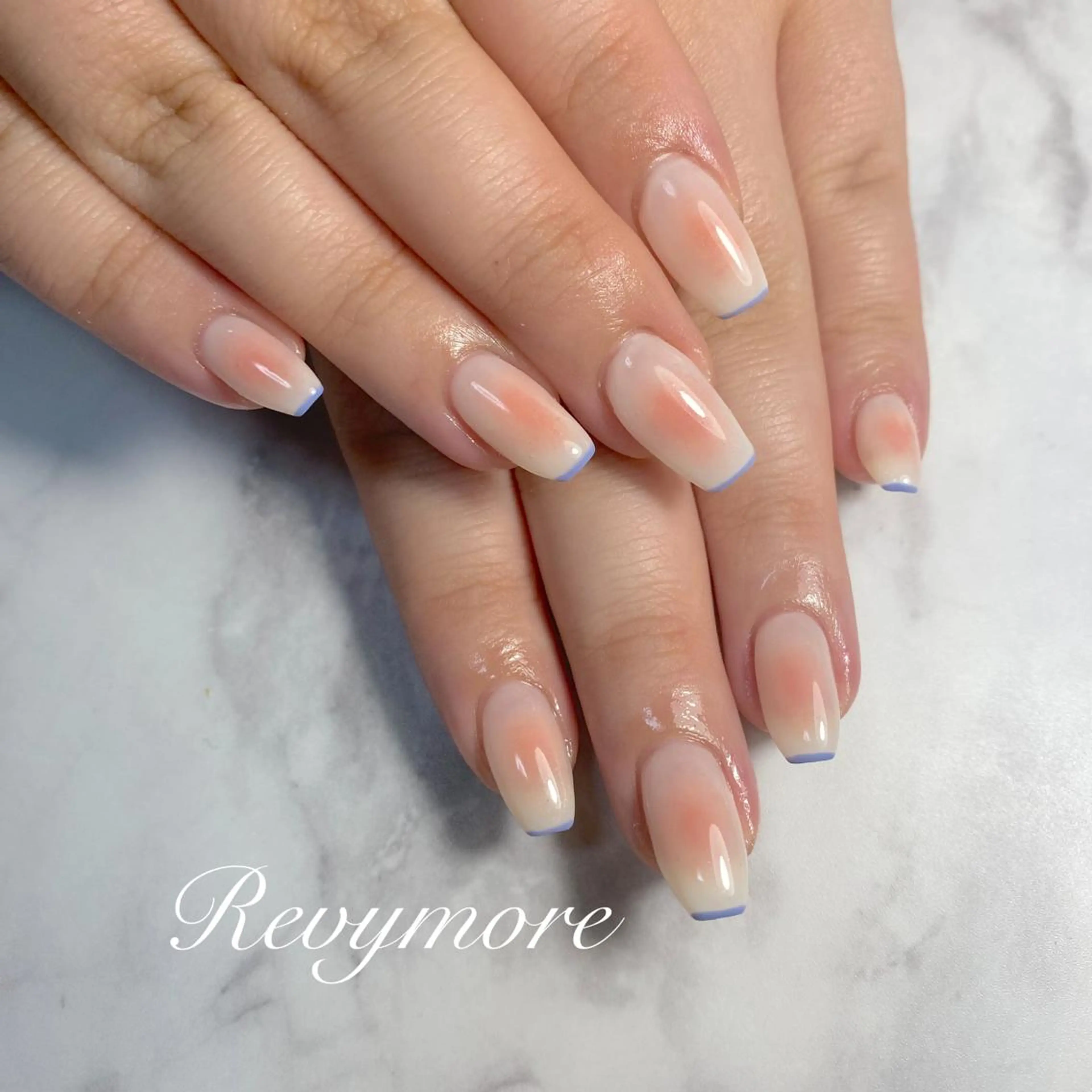 ミディアム ネイル 韓国風ヘア チークネイル ジェルネイル キラキラネイル 韓国ネイル nail salon Revymore所属・nail salon Revymoreのネイルデザイン