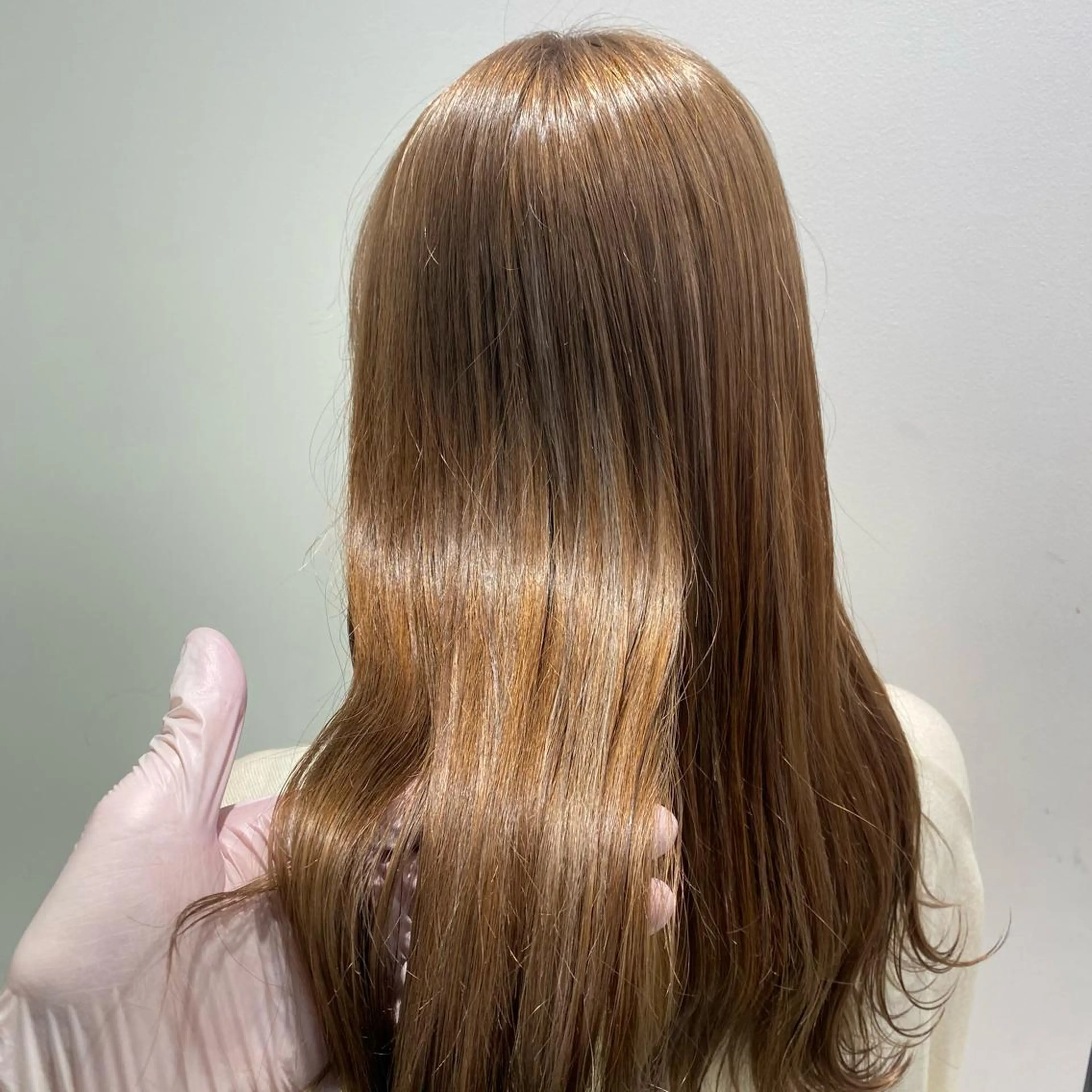 ミディアム カラー パーマ ヘアアレンジ ネイル マツエク・マツパ 韓国風ベージュ🤎 赤みなし🌿横浜🤎のヘアスタイル