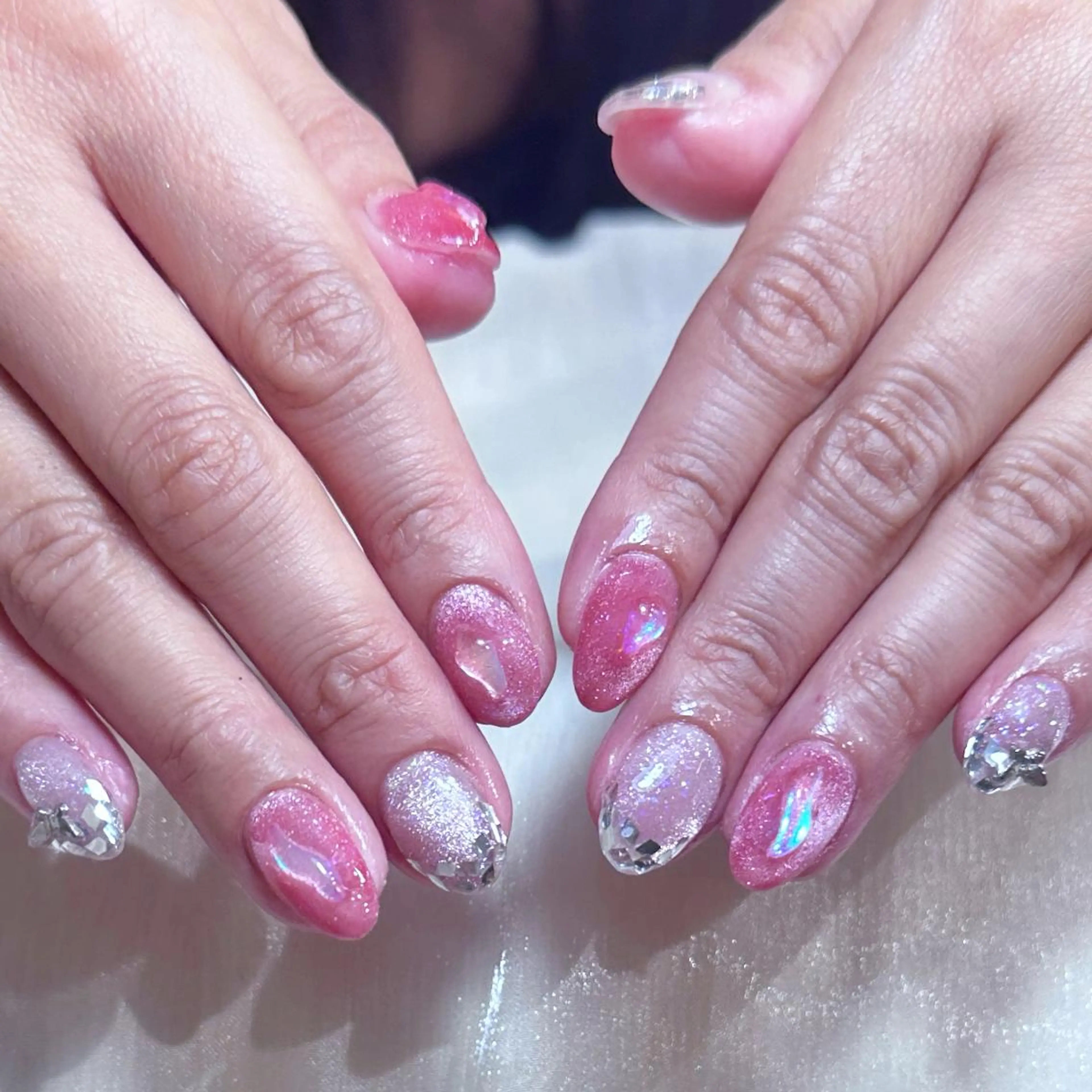 ネイル アートネイル オーロラネイル ガーリー キラキラネイル マグネットネイル ハンドネイル DIAMOND 💦のネイルデザイン