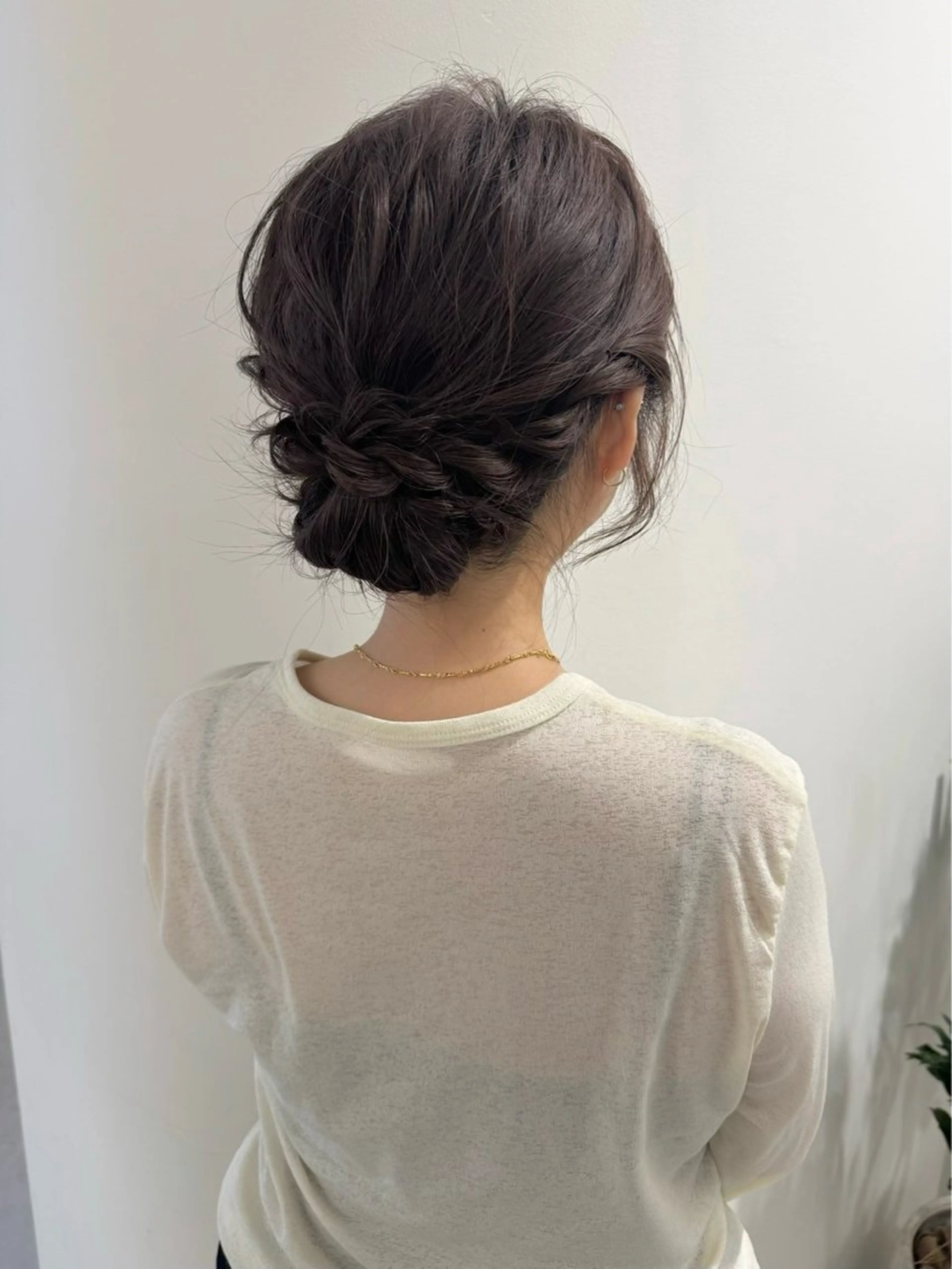 ヘアアレンジ Helm〔ヘルム〕所属・堀田 照蘭のヘアスタイル