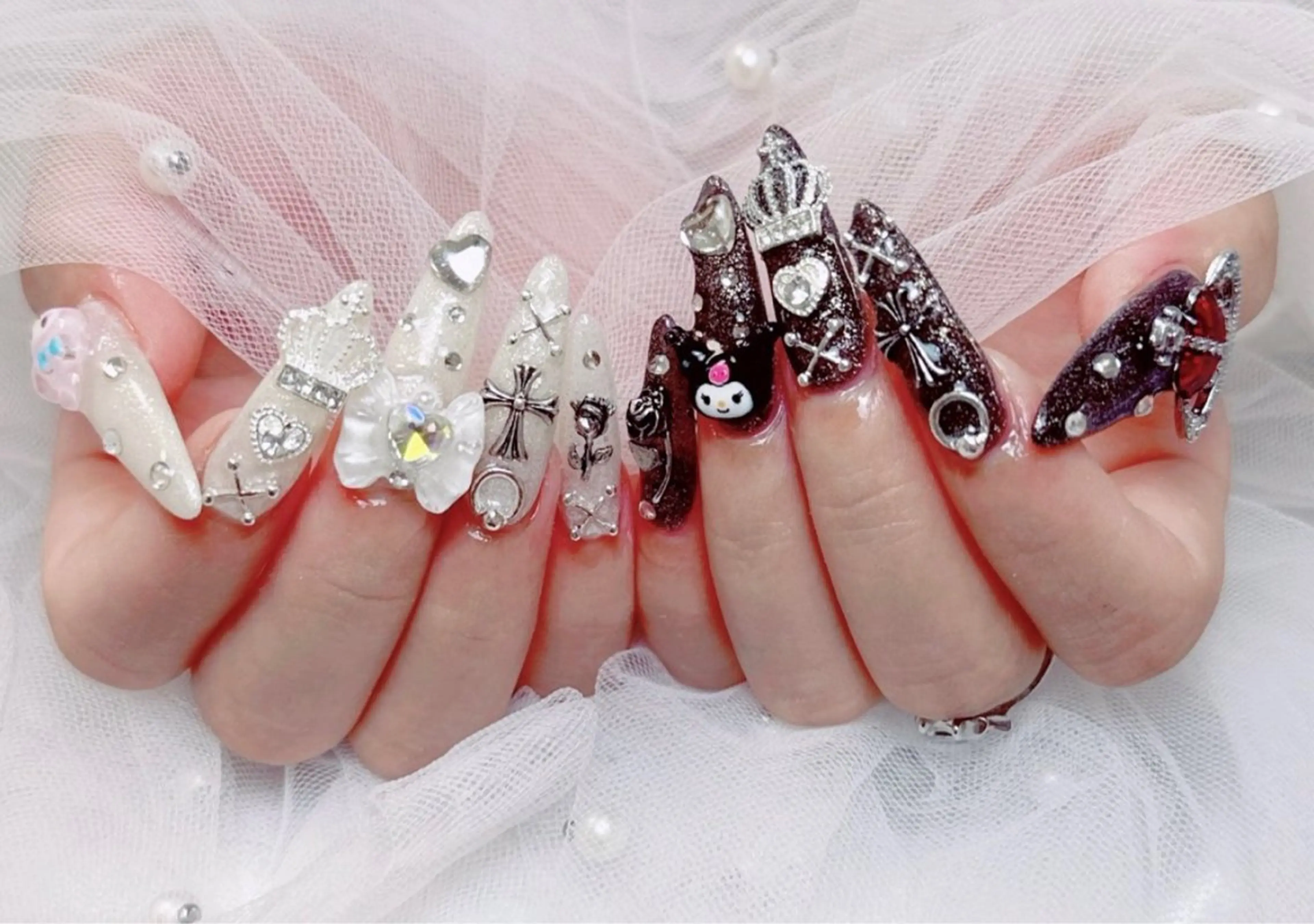 チップ長さだし10本💎ゴテゴテ持ち込み持ち込みデザイン10本💎ビジュ無制限つけ放題💎の写真