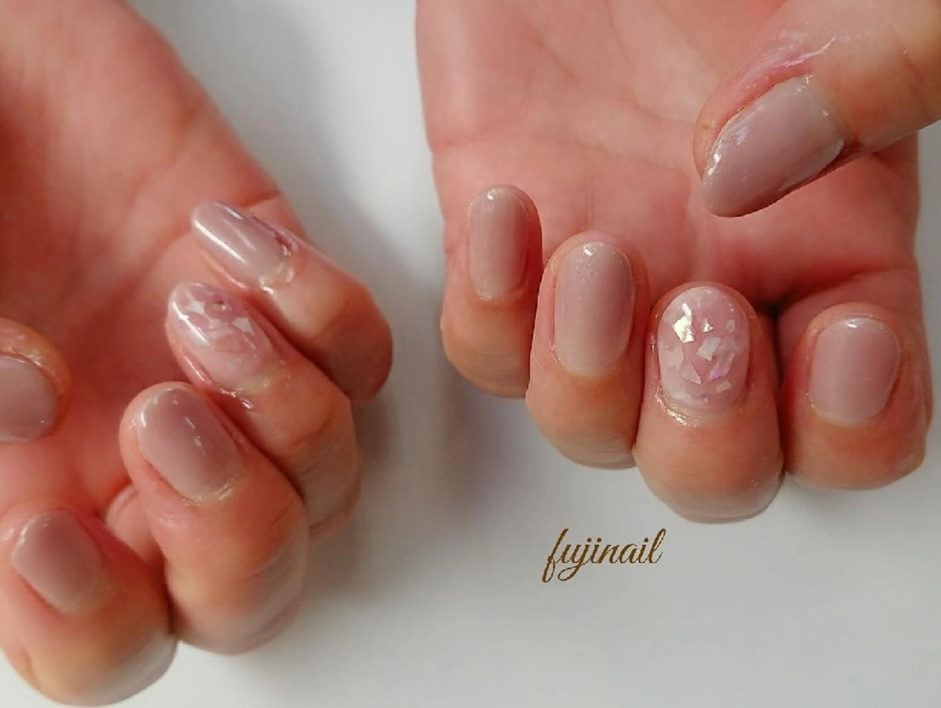 ネイル fujinail(バーバーフジノ)所属・藤野 智美のネイルデザイン