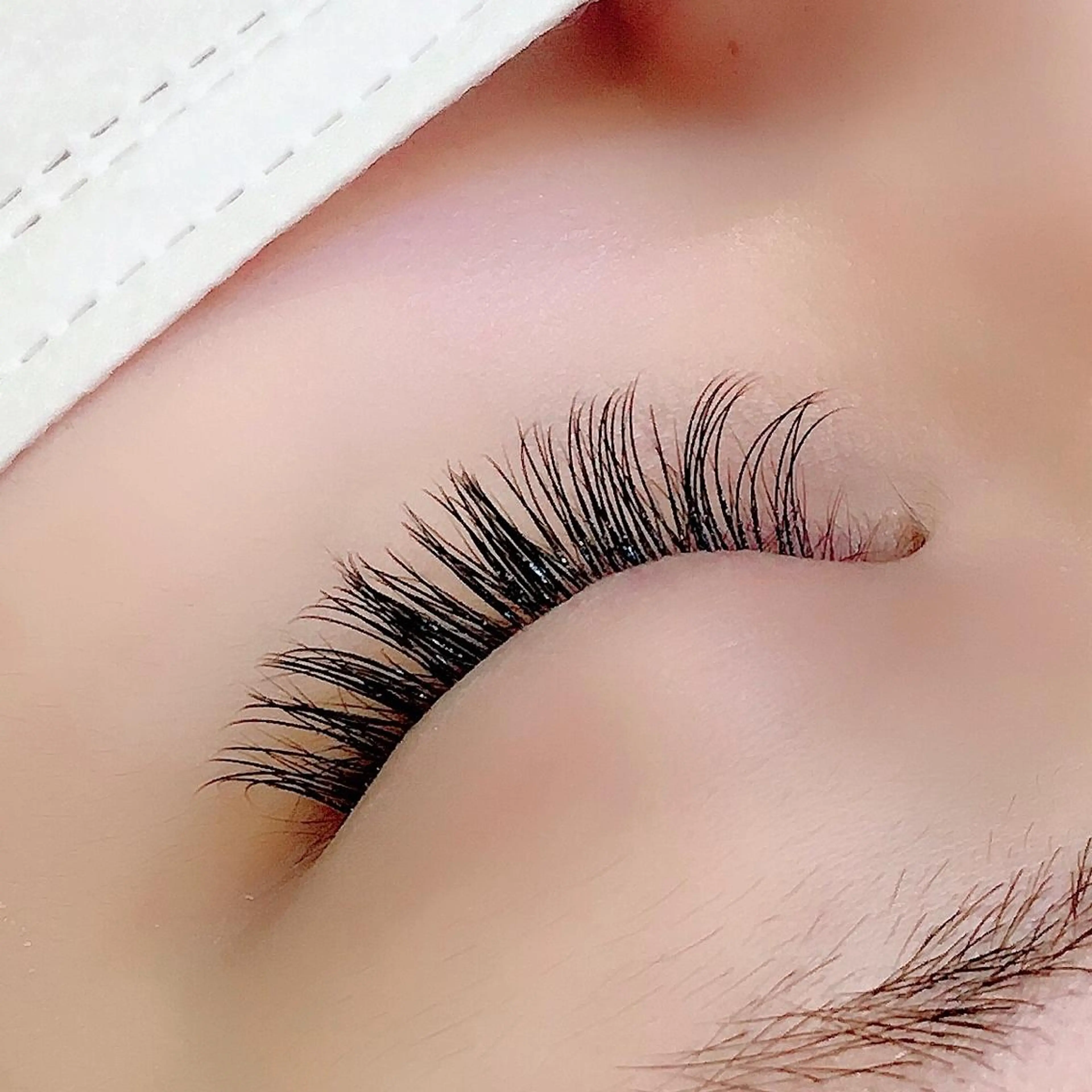 マツエク・マツパ まつげと眉毛のお店Sakura Lash【サクララッシュ】所属・【ダメージケア特化】 🌸 サクララッシュの眉毛・アイブロウイメージ