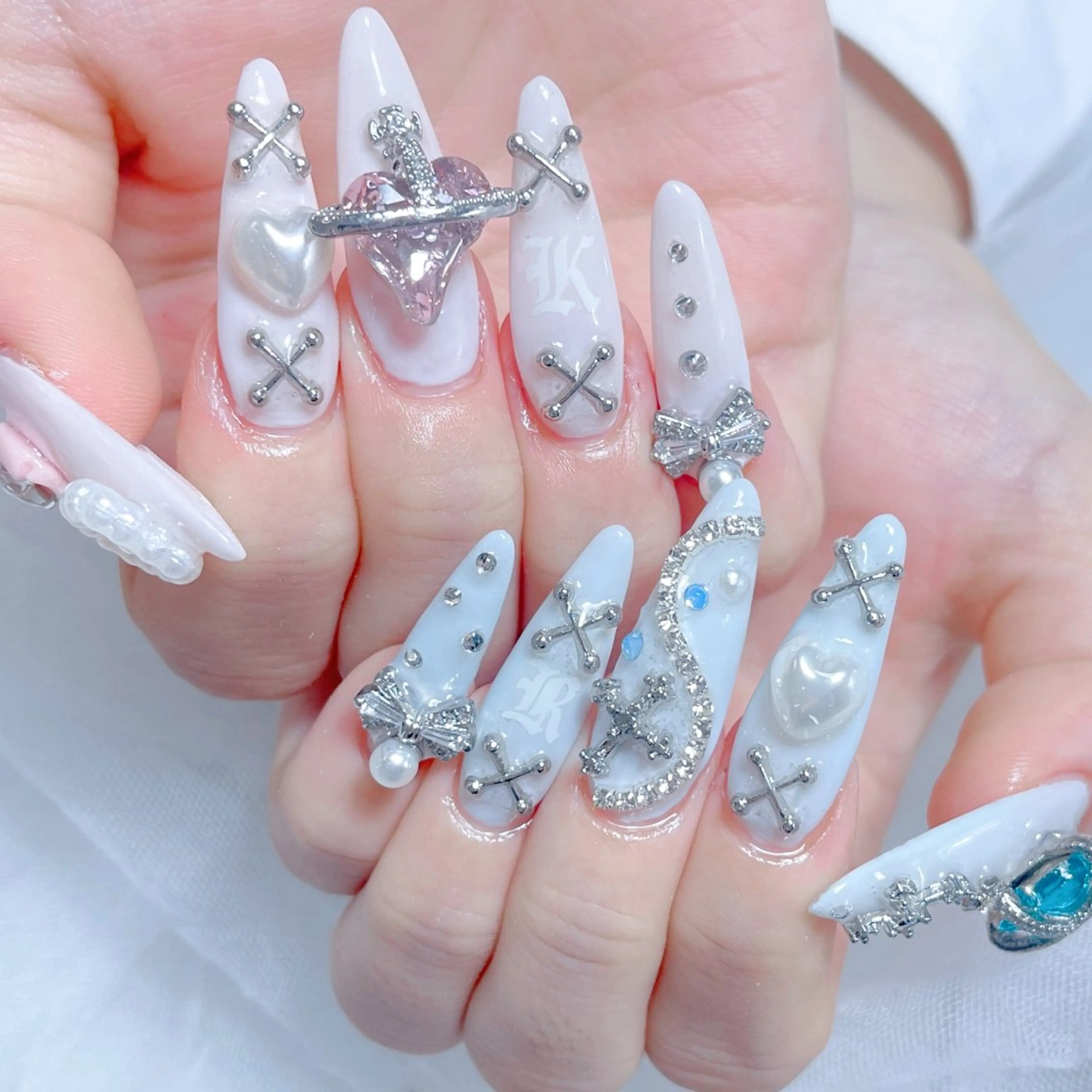 ネイル ハンドネイル 🎀ネイルサロン エクラYUI🎀のネイルデザイン