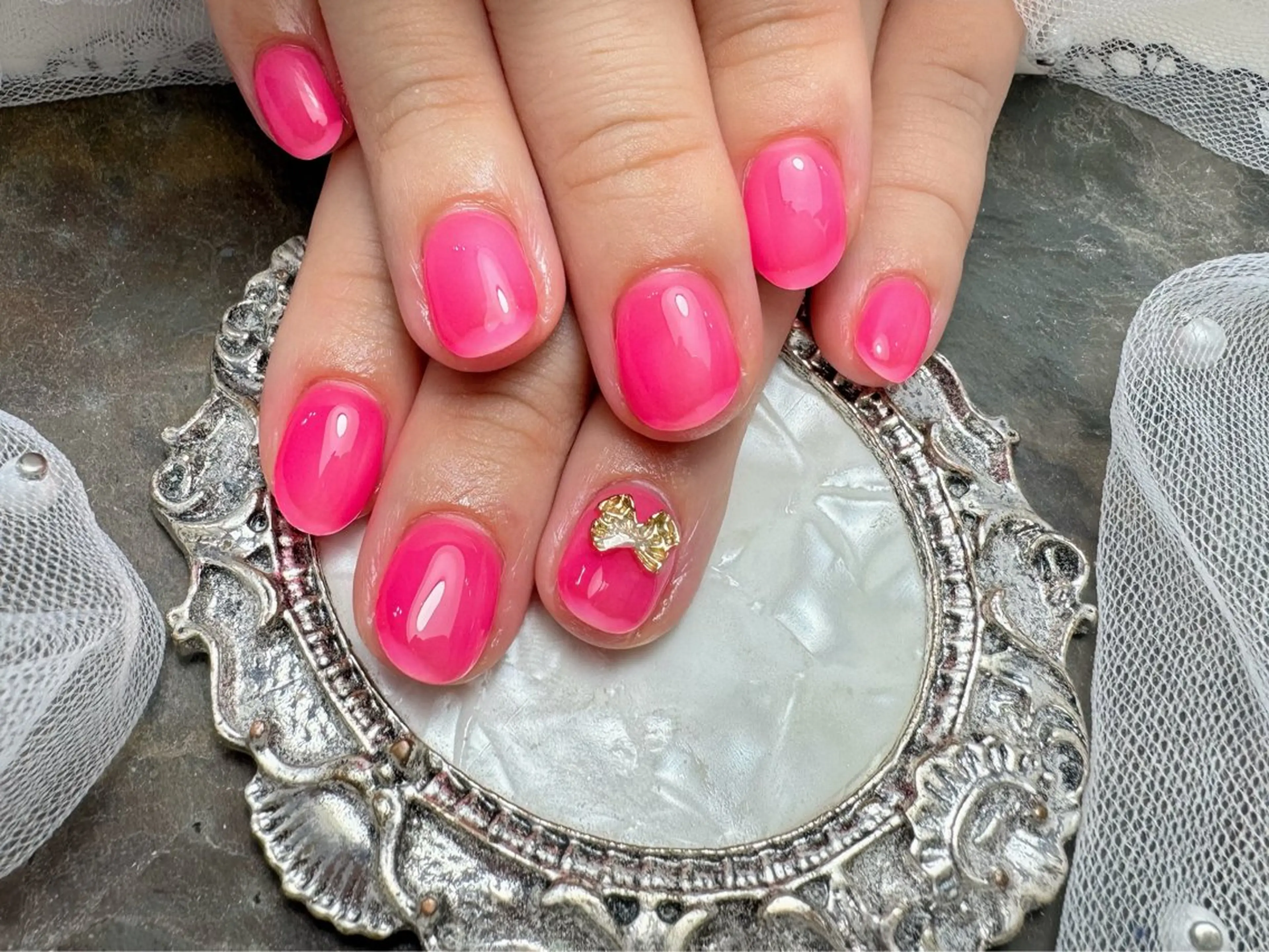 ネイル マジックミラー所属・マジック ミラーのネイルデザイン