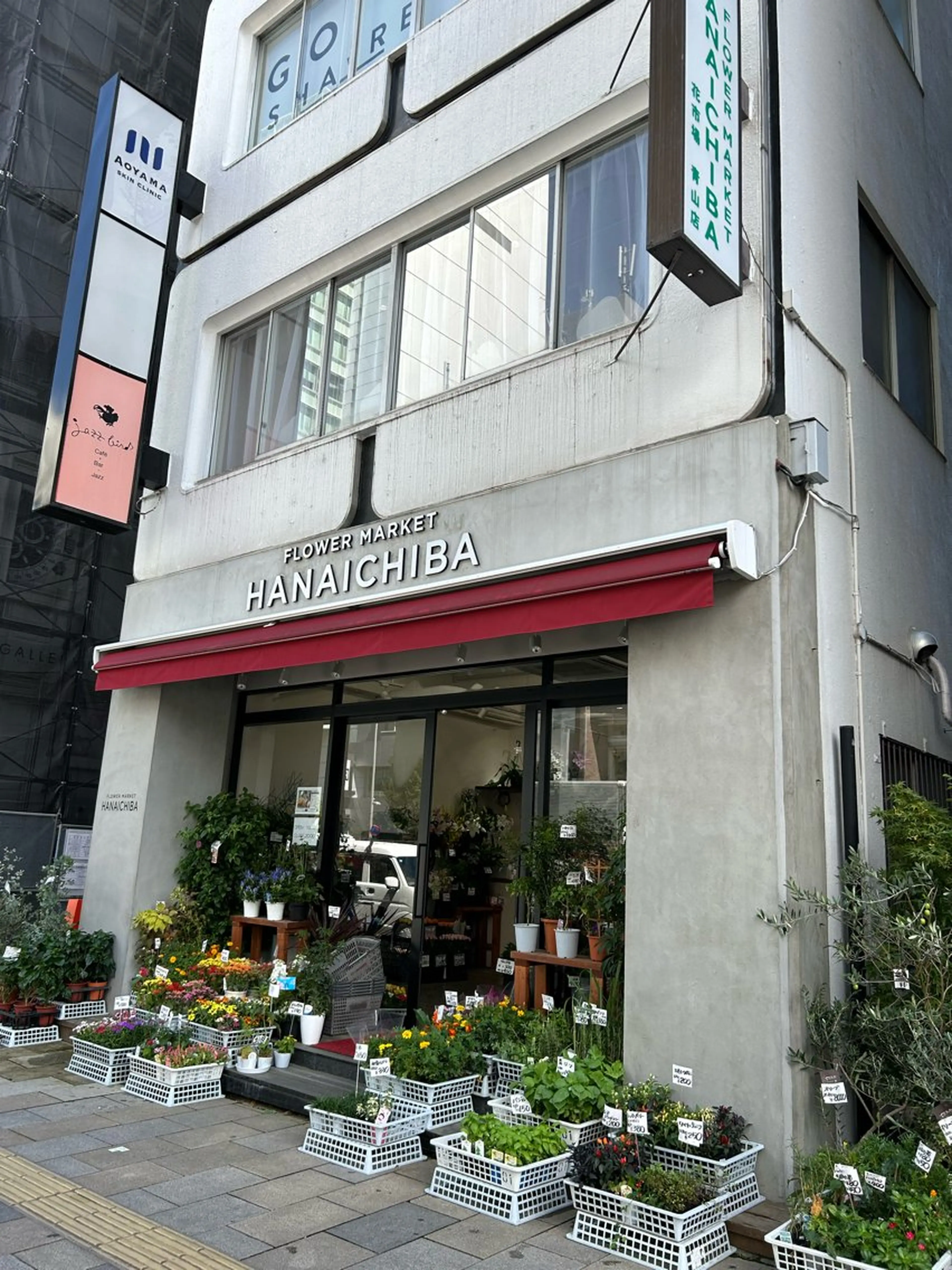 ネイル GO TODAY シェアサロン 表参道Colore店所属・K. Ayanaのネイルデザイン