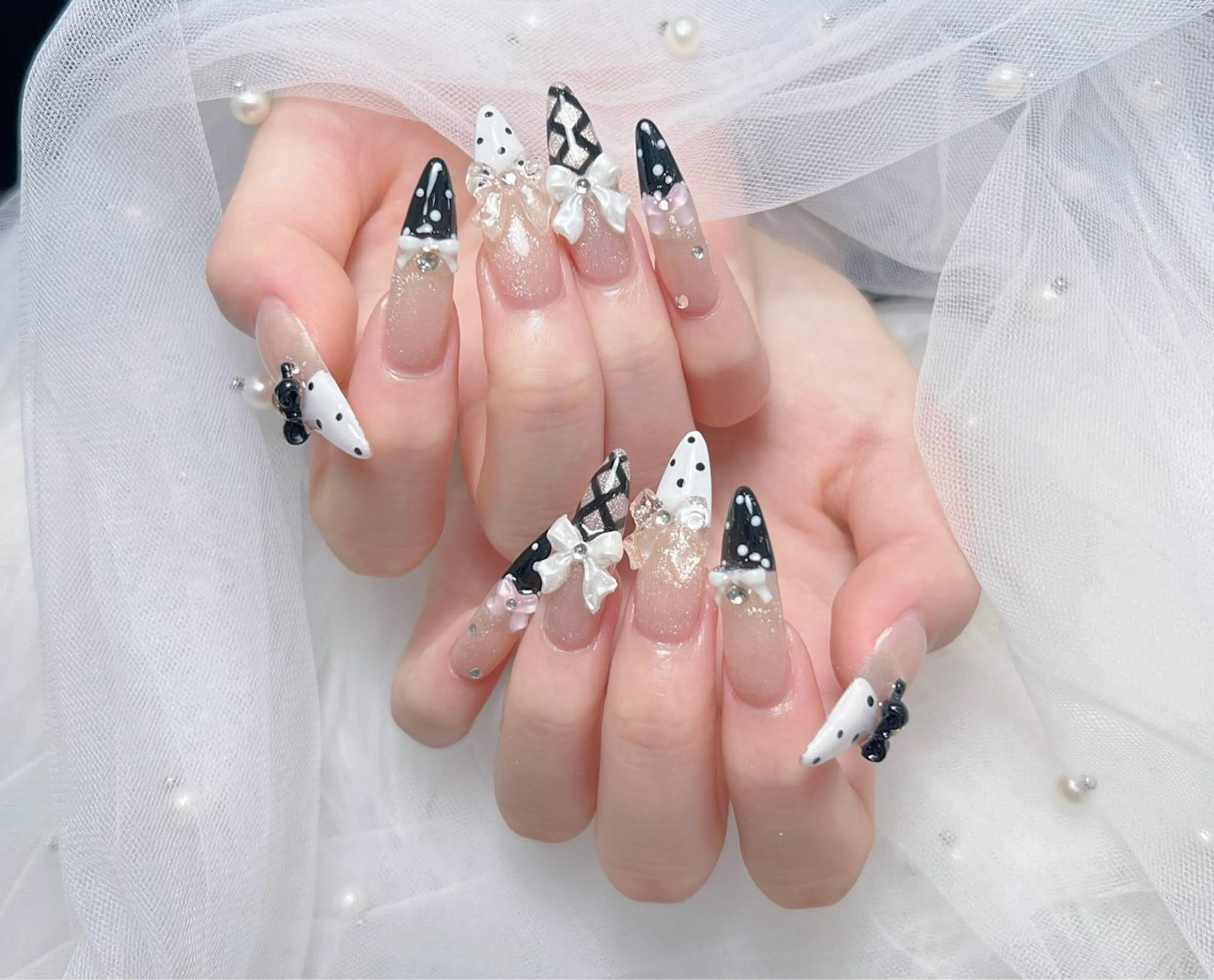 ネイル アートネイル オーロラネイル チークネイル 長さ出し フットネイル Miya_nail所属・Miya _nailのネイルデザイン