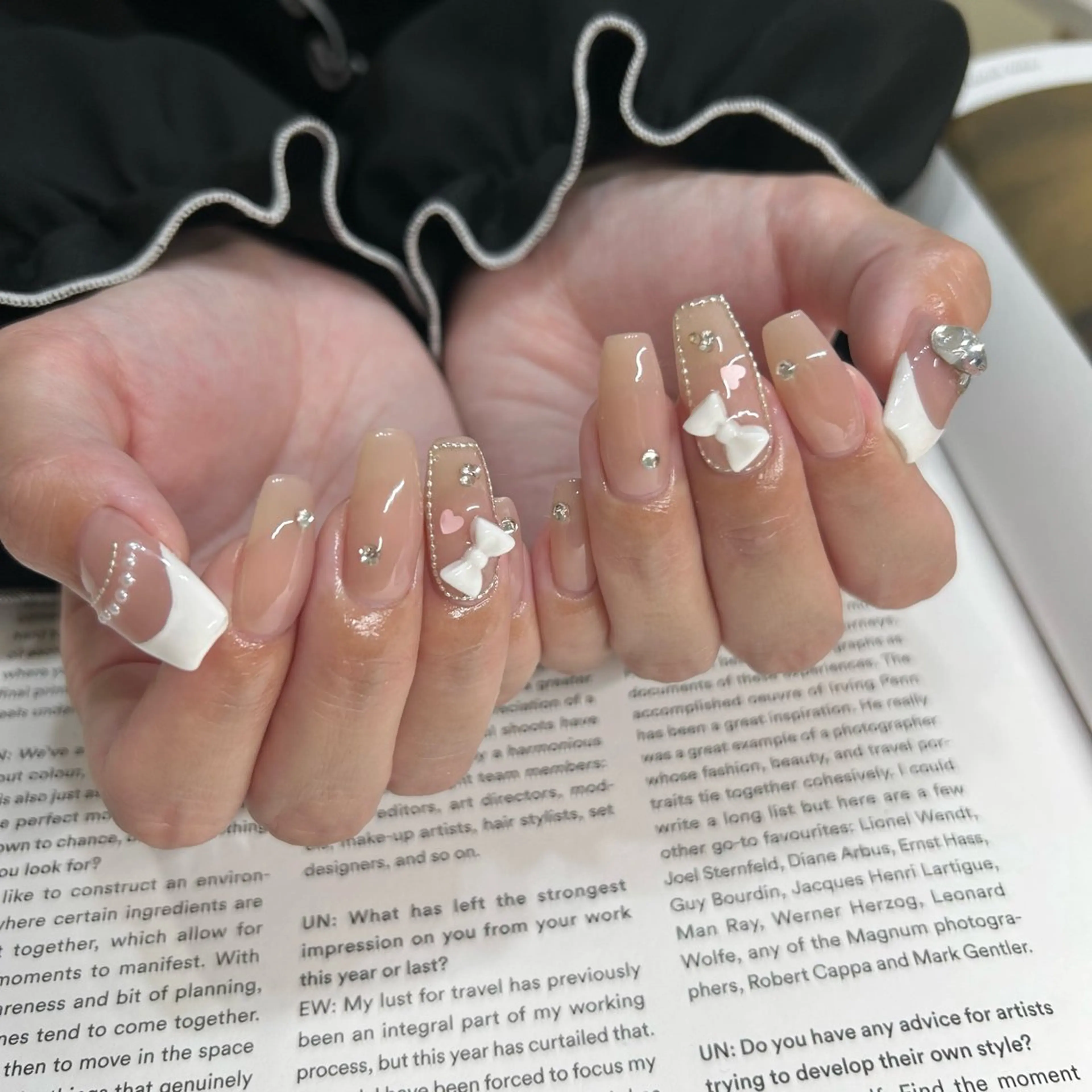 ネイル ブルー フットネイル ジェルネイル キラキラネイル 韓国ネイル ハンドネイル RooM -produce by maynail-所属・RooM -mizuki-のネイルデザイン