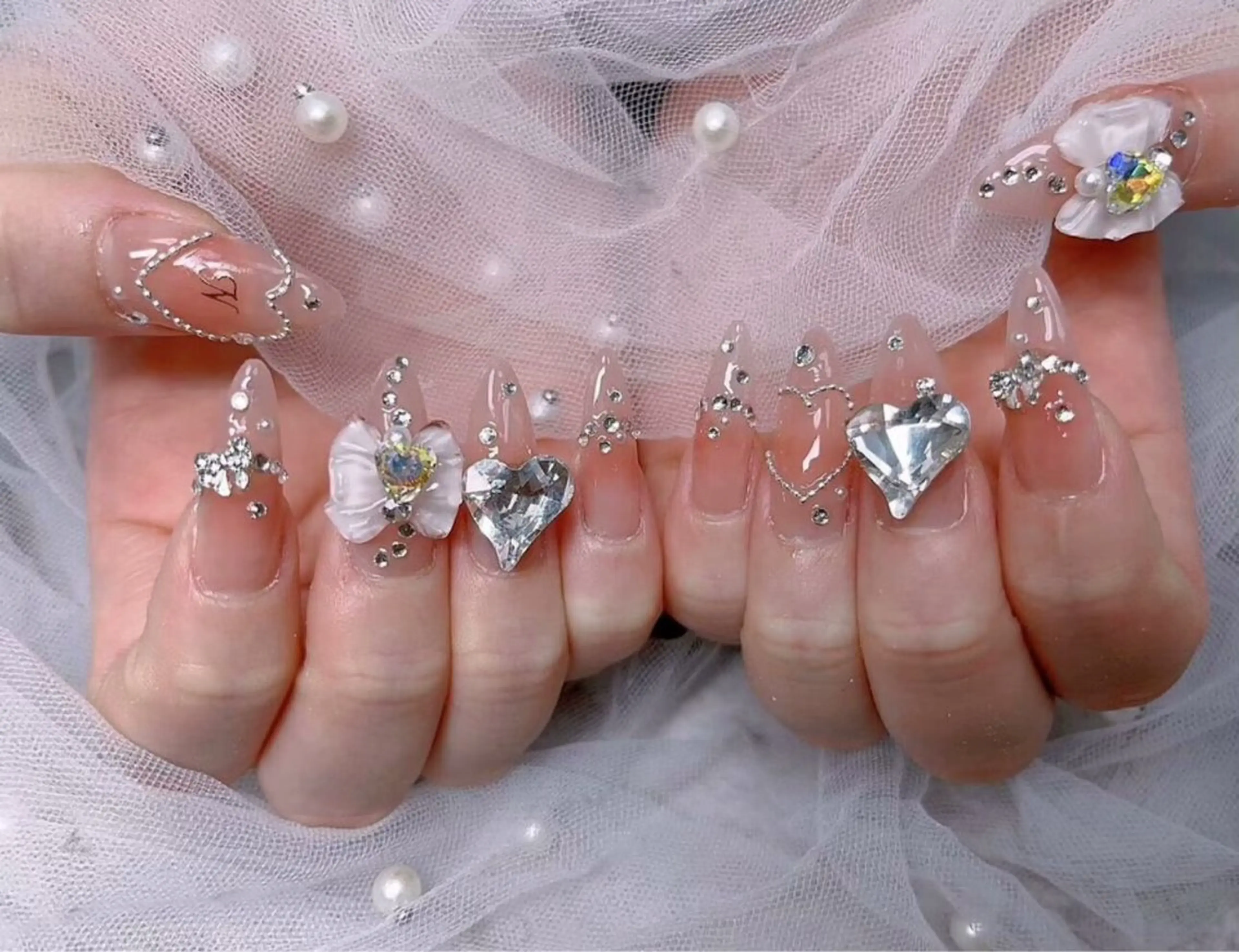 ネイル UMI ネイルサロン新宿🎀のネイルデザイン