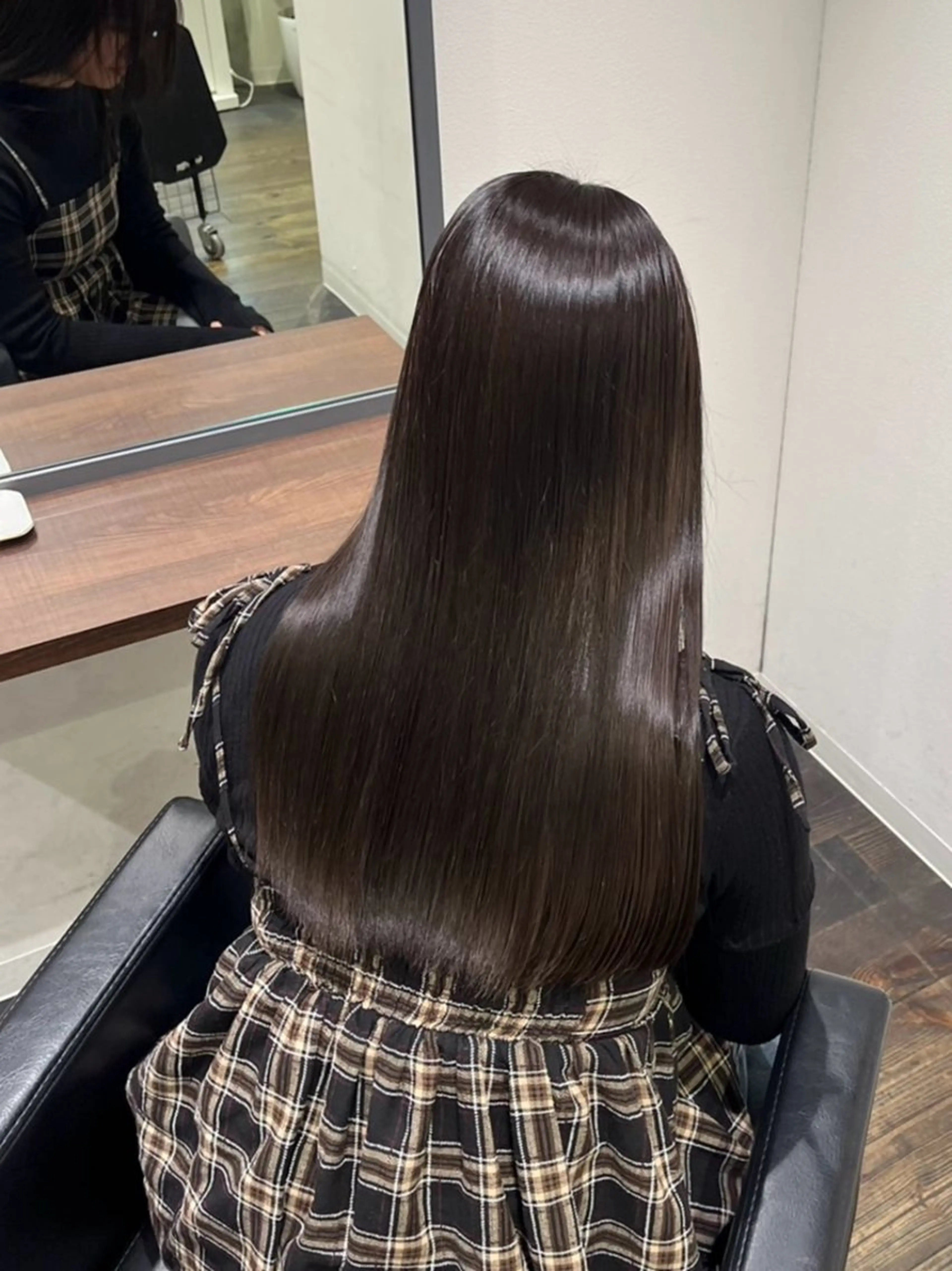 ロング ヘアカラー 塩濱 洋太のヘアスタイル