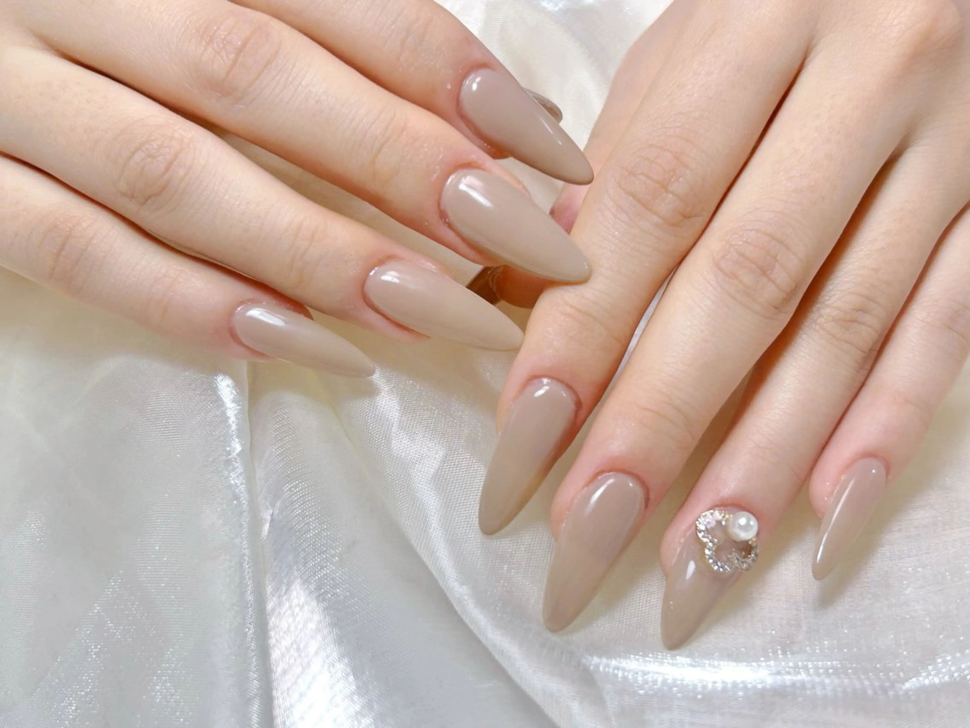 ネイル ハンドネイル ネイルサロンエクラ ななのネイルデザイン