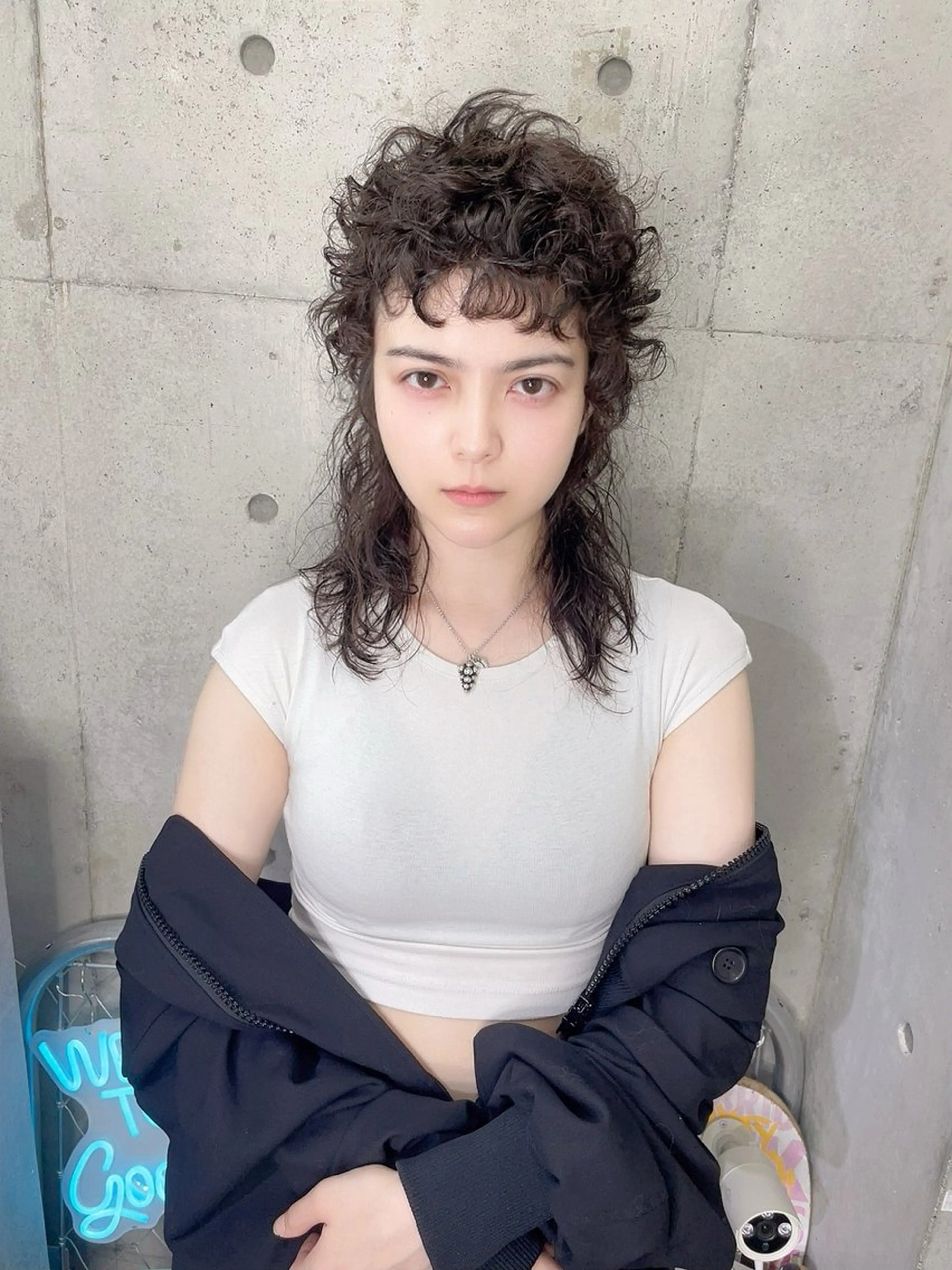 セミロング パーマ セミロングパーマ ウルフカット ホワイト&レイヤーカ ットエクステ長畠俊輔のヘアスタイル