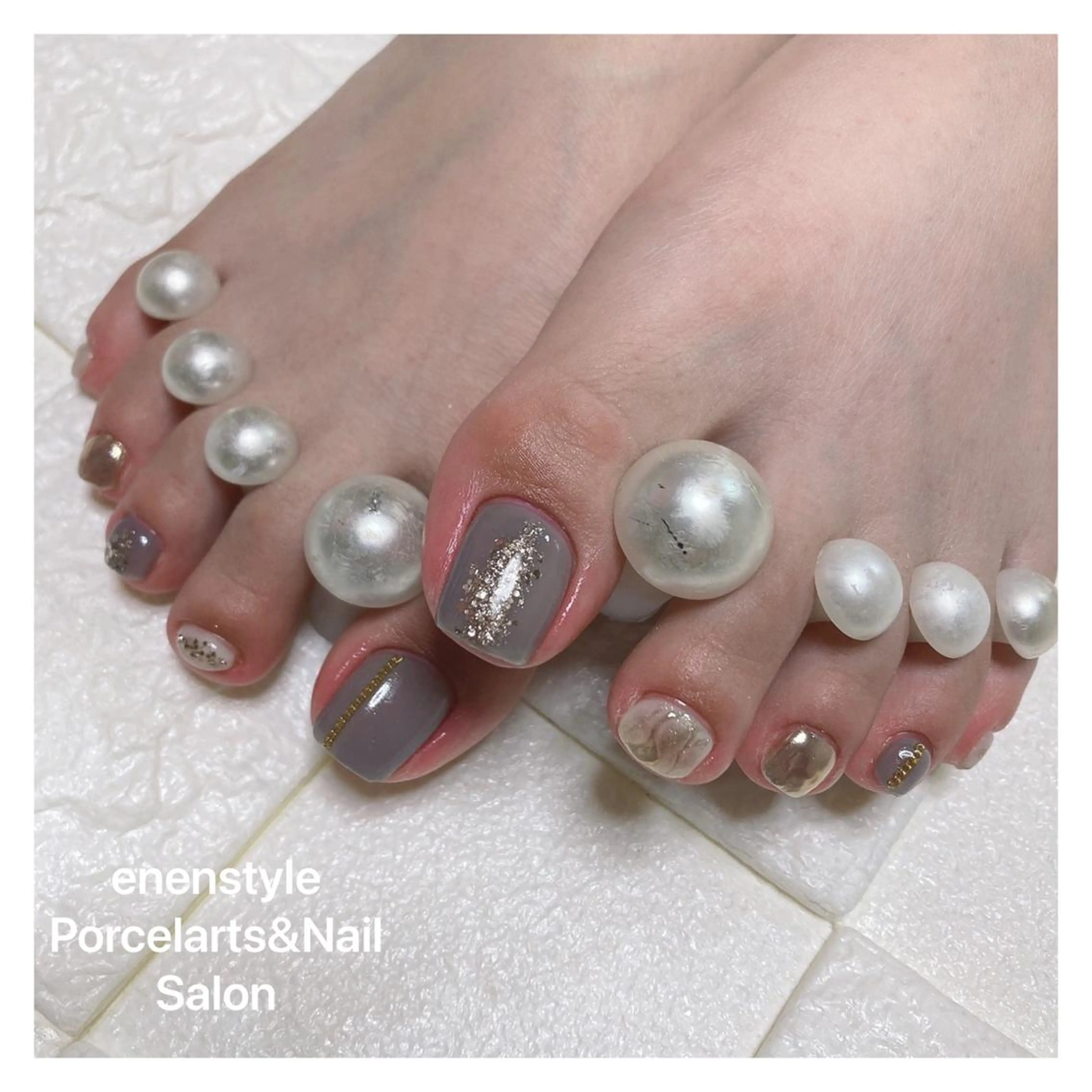 ショート ネイル ハンドネイル フットネイル 👑enen style👑のネイルデザイン