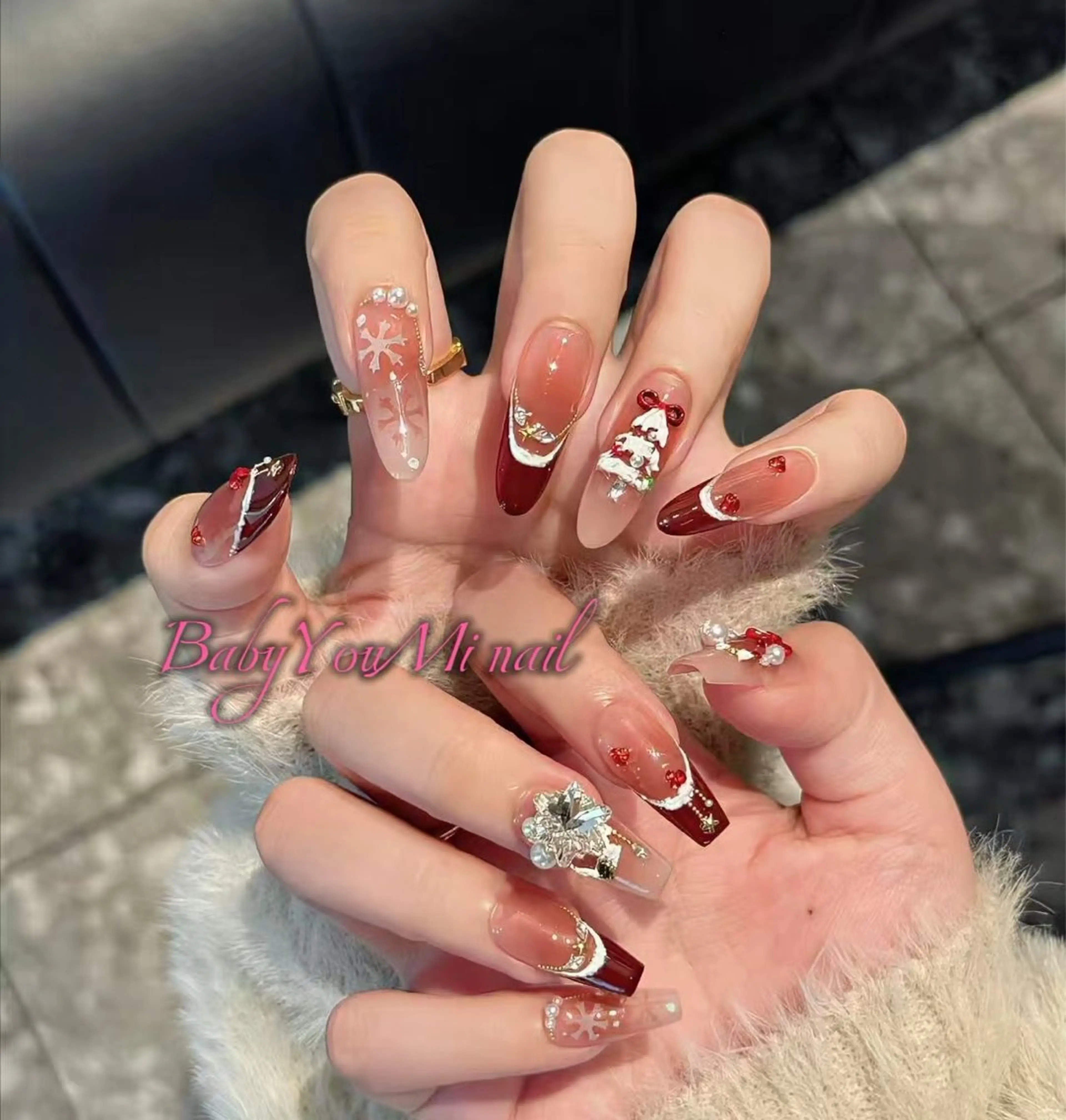 ネイル オーロラネイル 成人式 フットネイル フレンチネイル ジェルネイル ハンドネイル Oomiya 服部のネイルデザイン