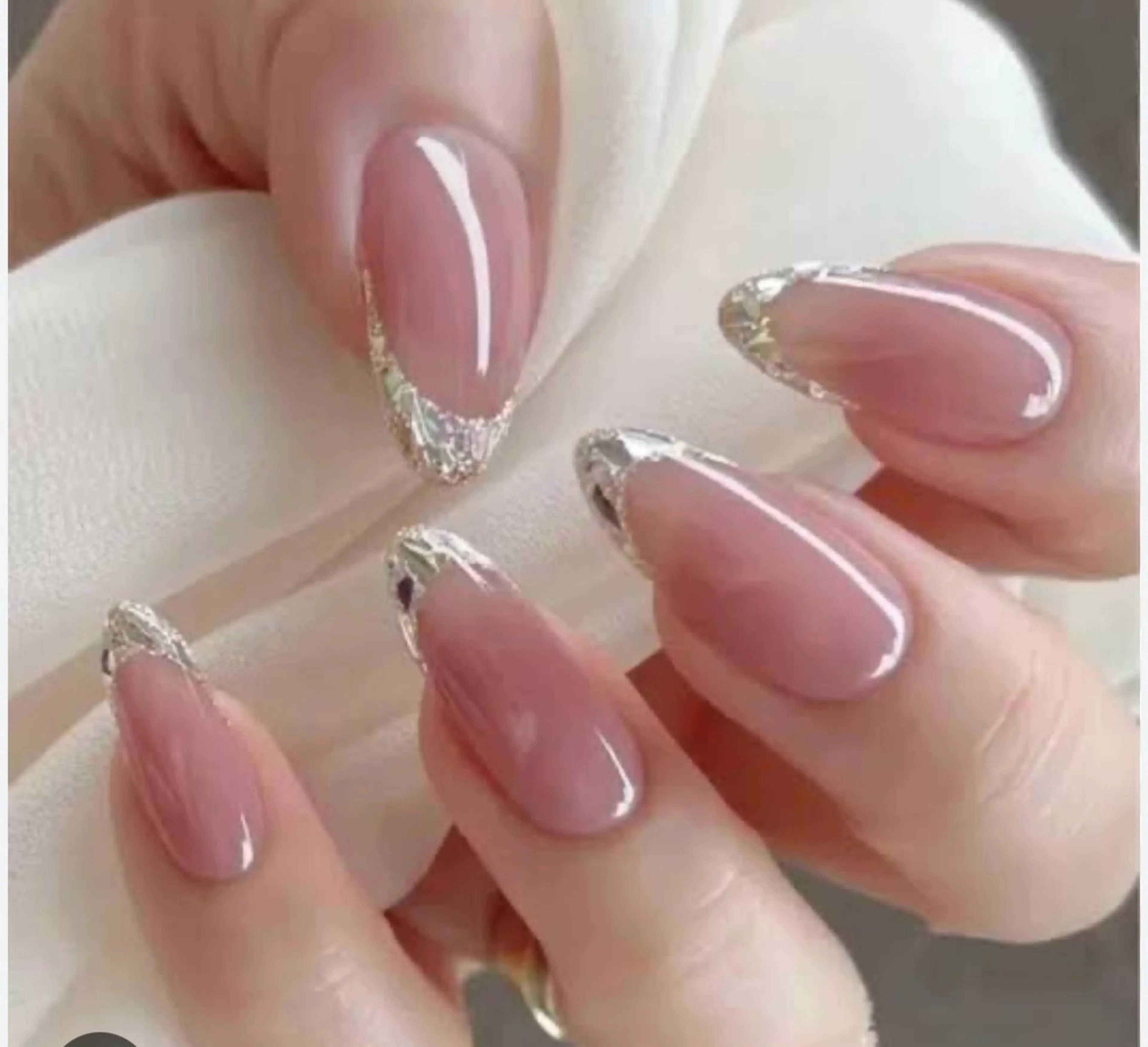 ネイル Lino Nailのネイルデザイン