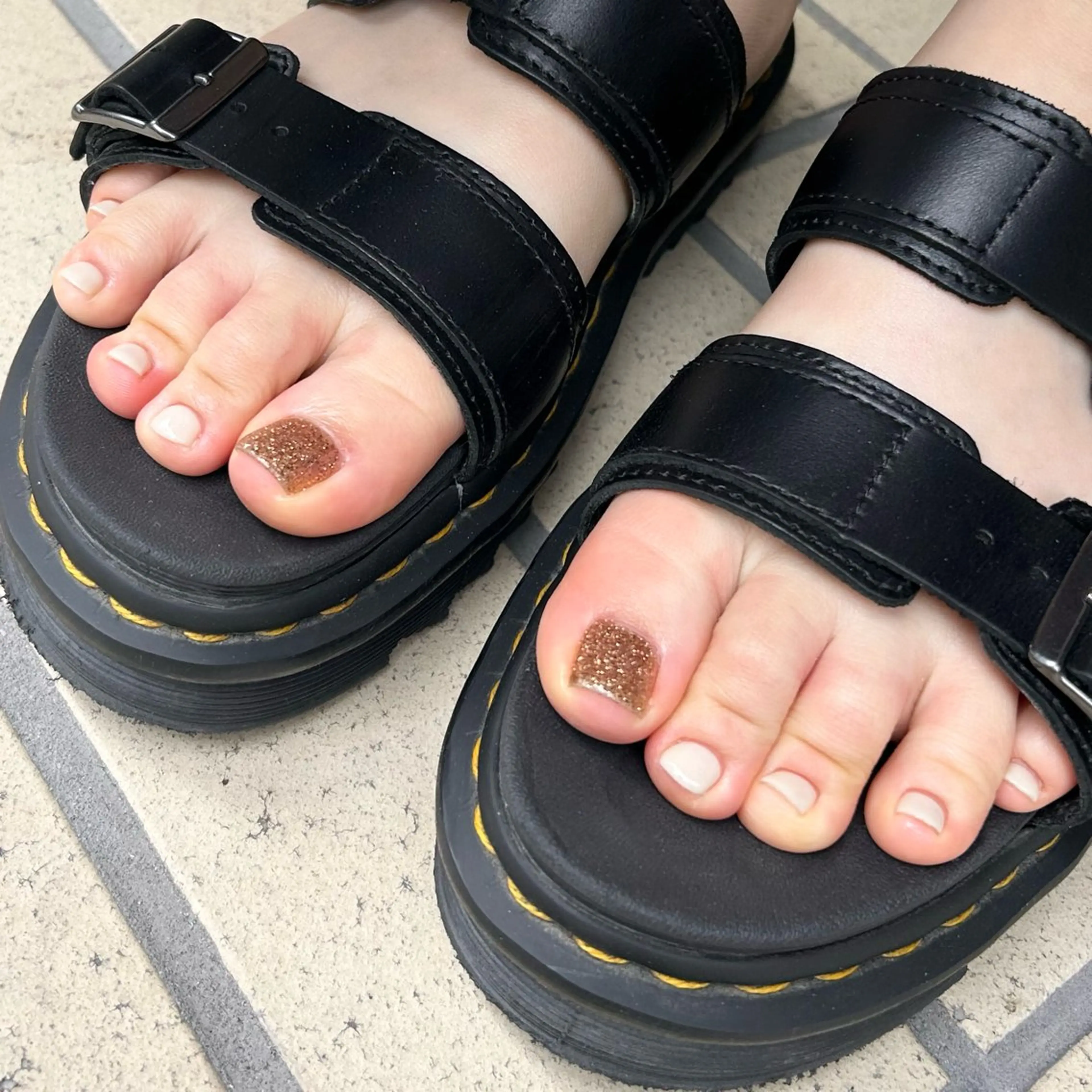 ネイル フットネイル パラスパガーデン Nitagai☺︎のネイルデザイン