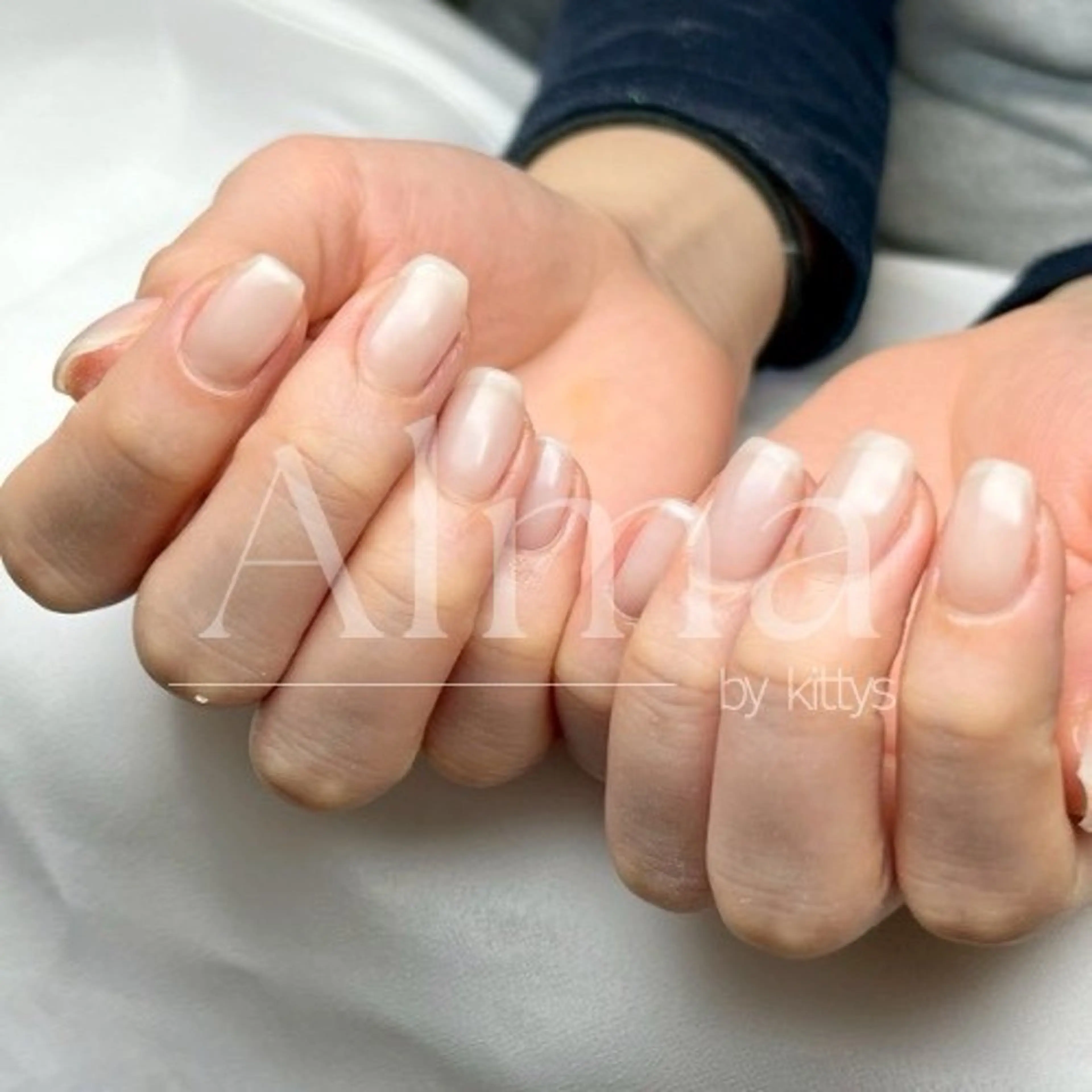 ネイル ハンドネイル Alma by kittys 谷保店所属・Alma chitoseのネイルデザイン