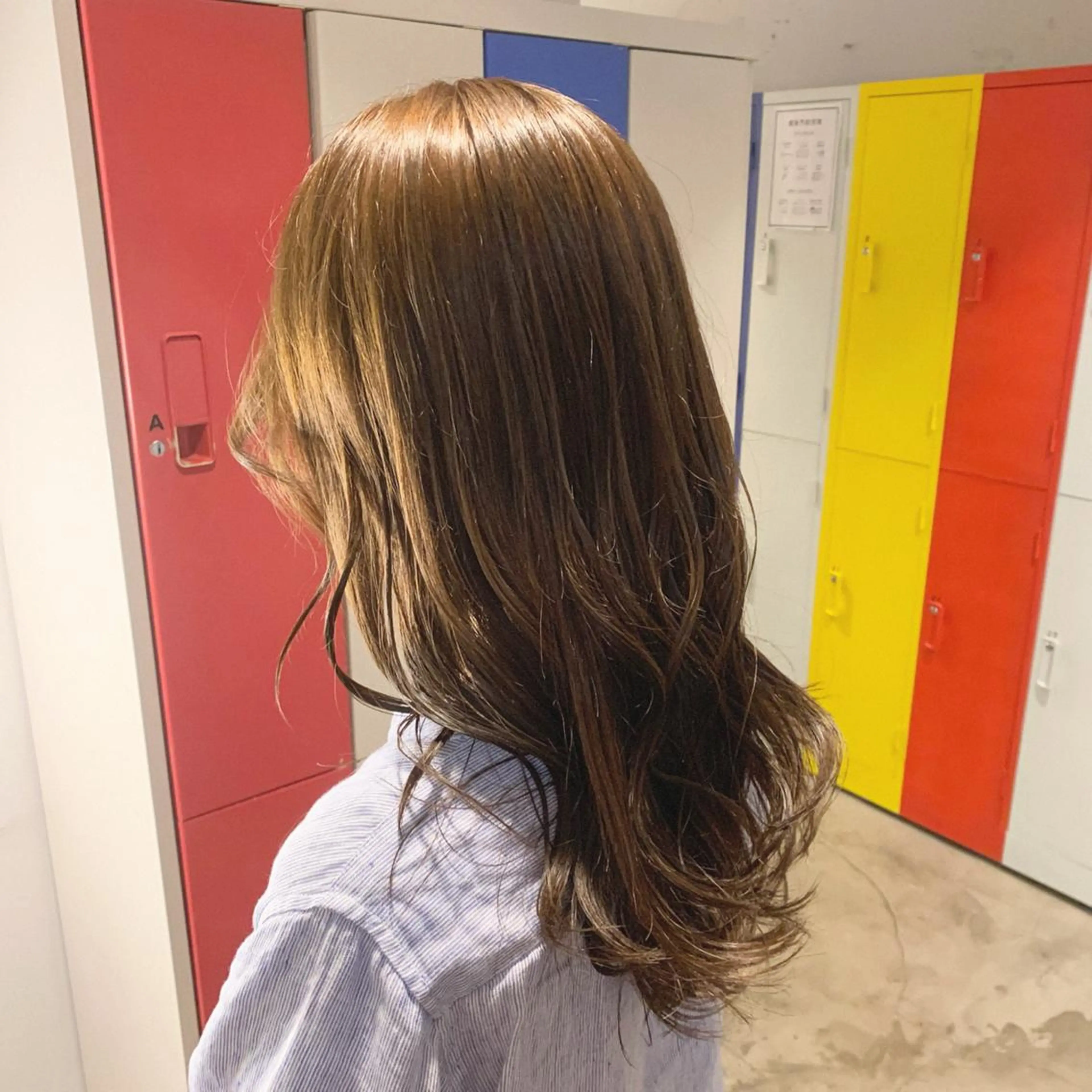 ロング カラー ベージュカラー マスダ ミウのヘアスタイル