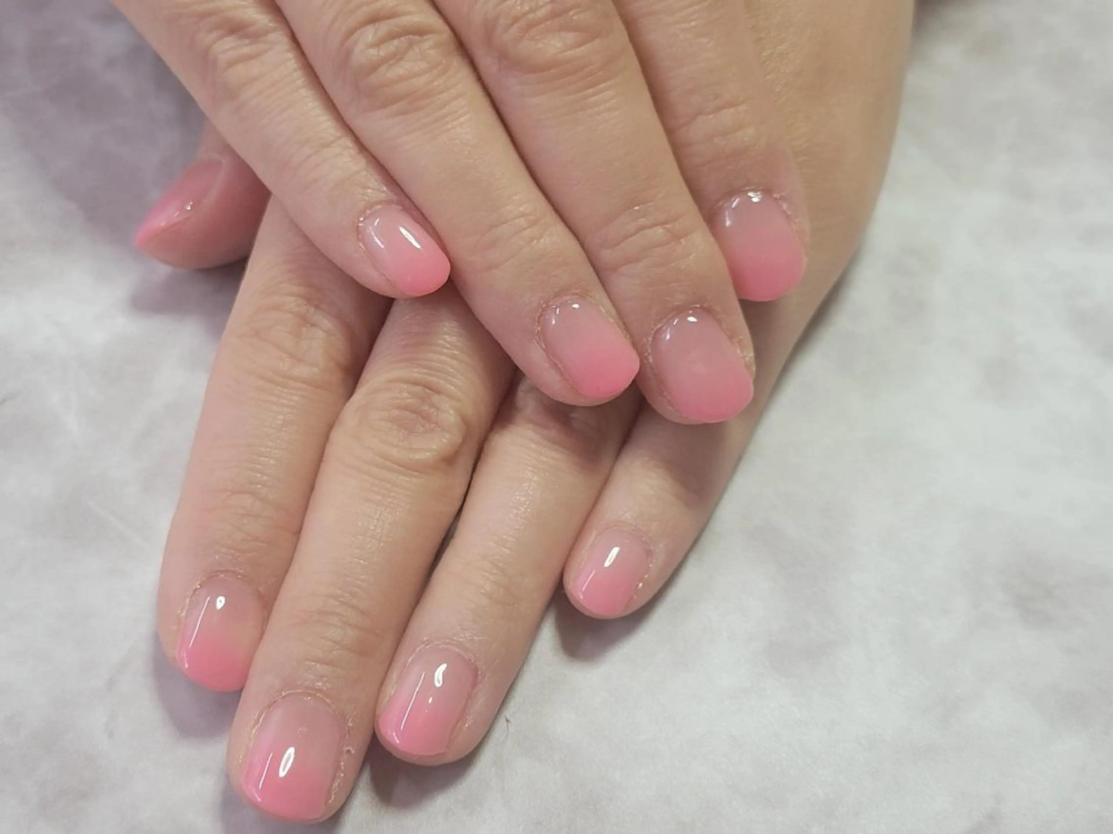 ネイル グラデーション ピンク Nails and  Beauty-Mのネイルデザイン