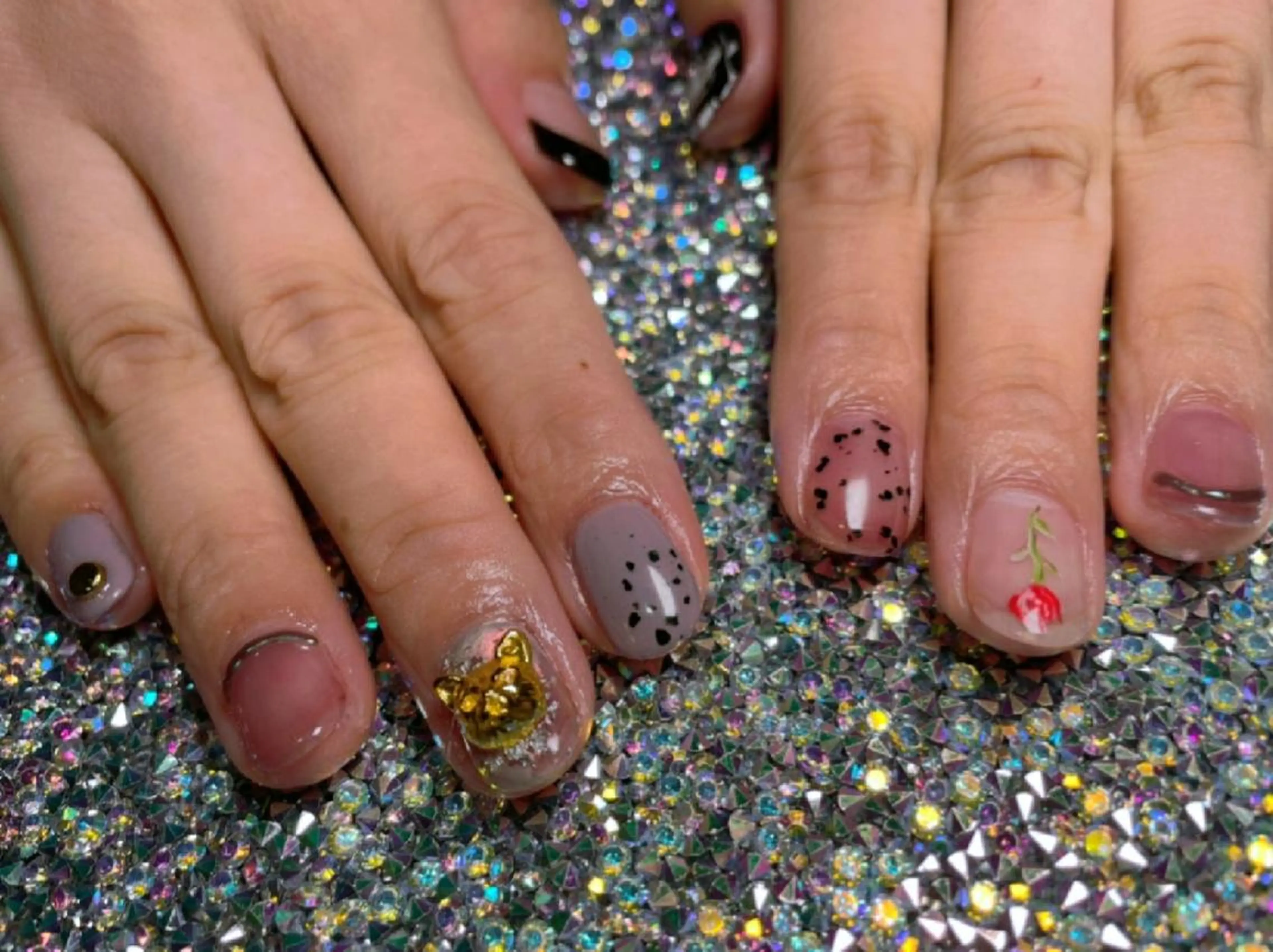 ネイル アートネイル クリアネイル ハンドネイル Nail Salon L'arc所属・💊大阪/心斎橋 moni🧠のネイルデザイン