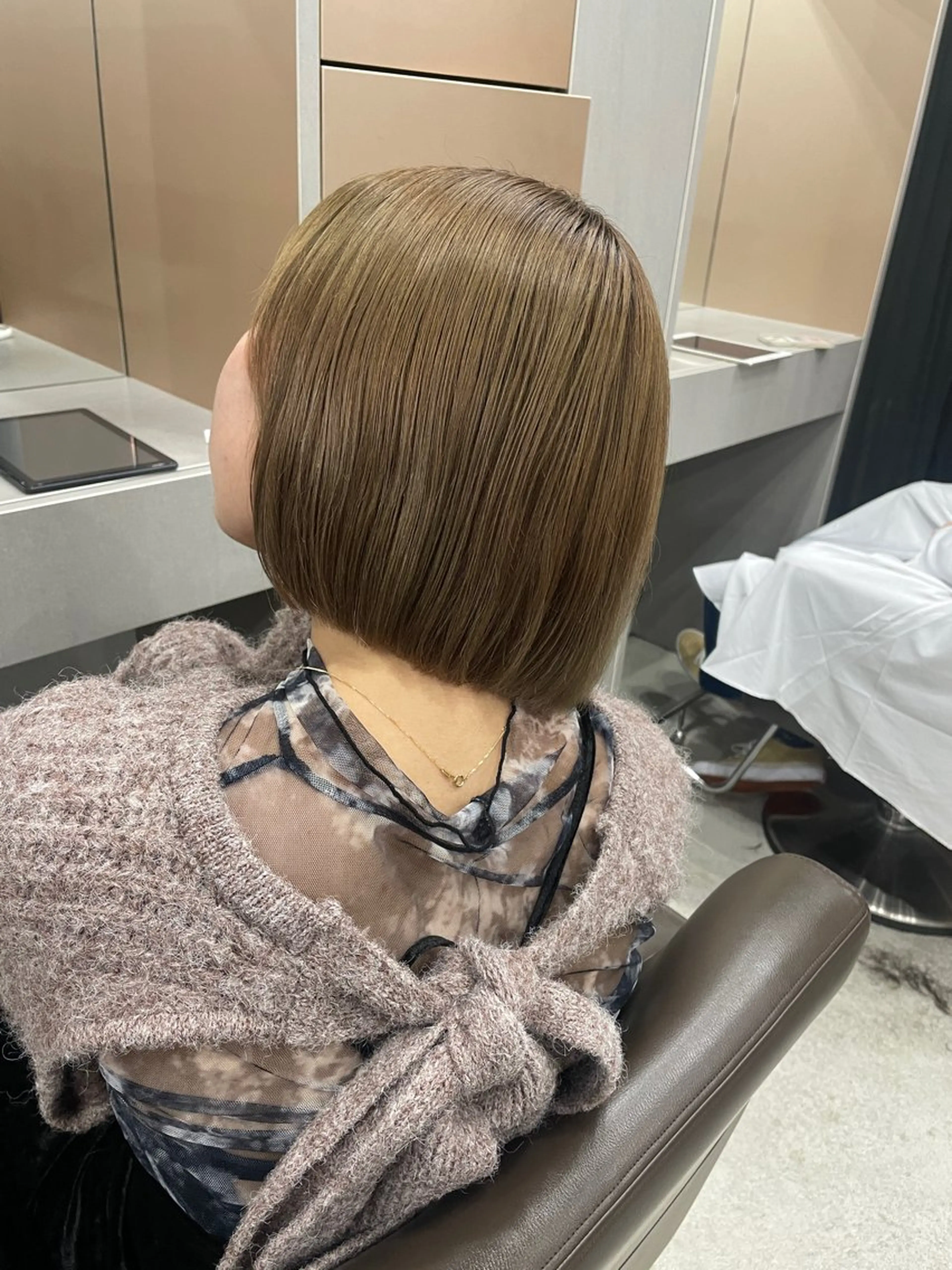 ミディアム カラー カット ヘアカラー トリートメント 表参道/髪質改善・ 透明感 colorのヘアスタイル