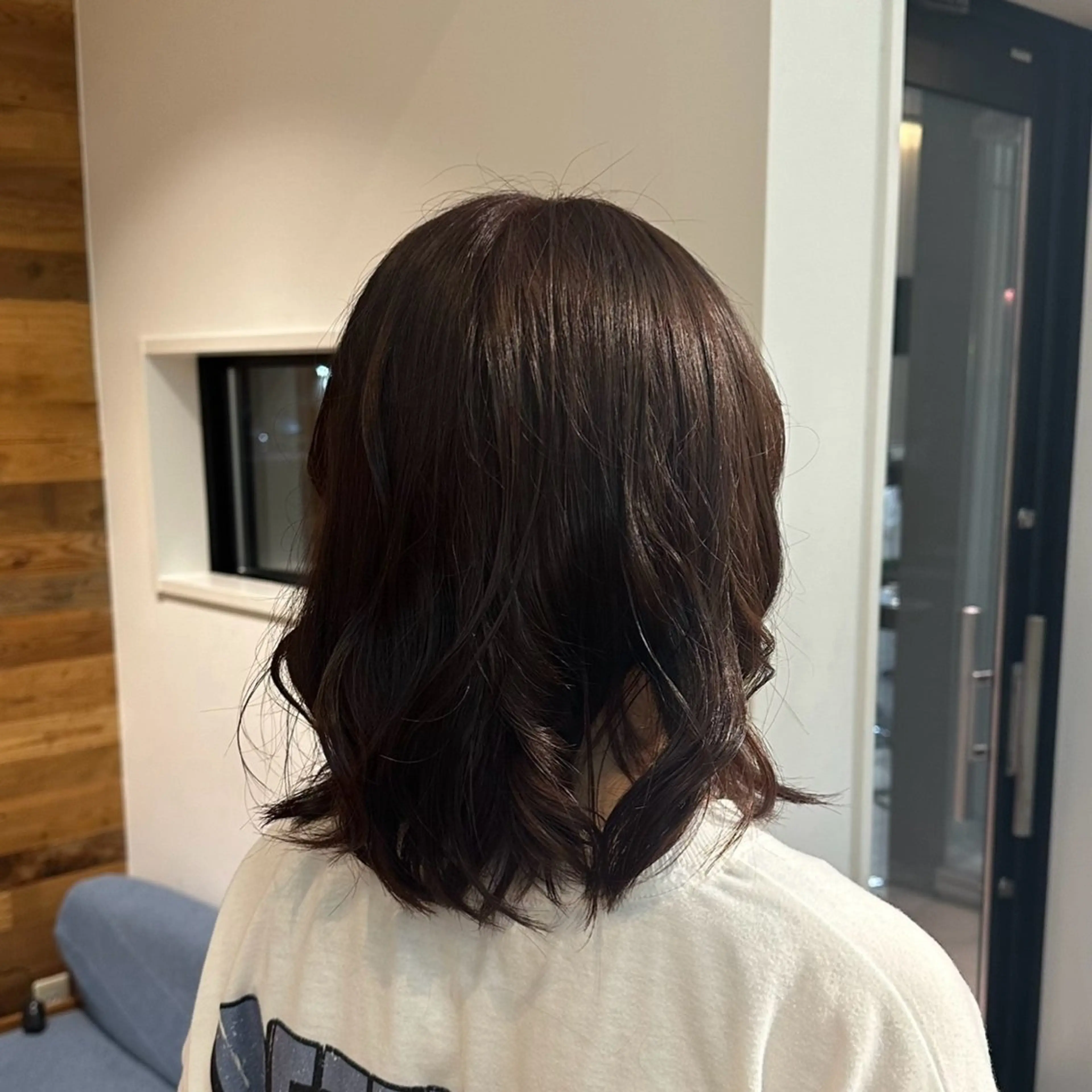 カラー 西澤 希のヘアスタイル