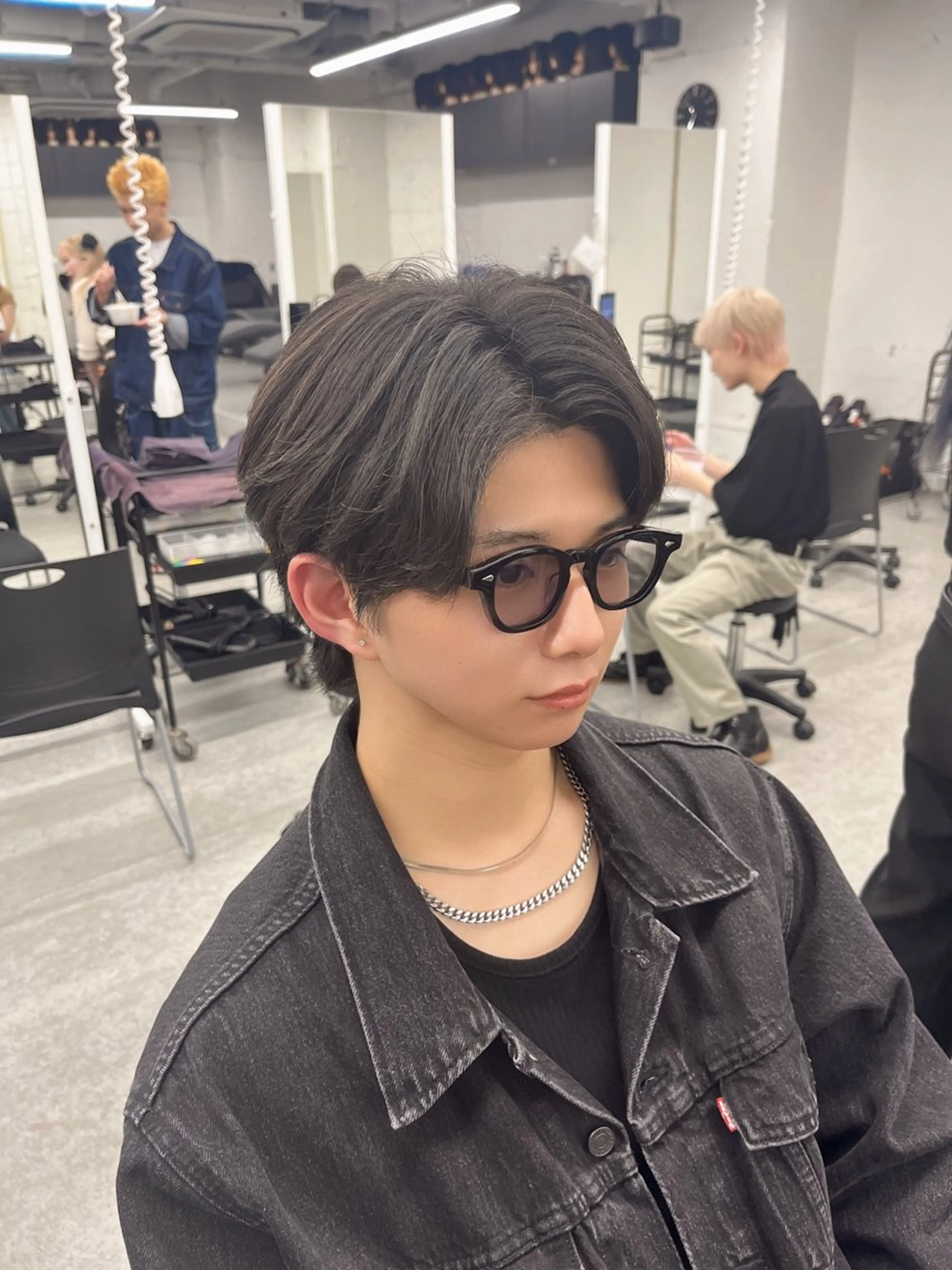 メンズ 流行りの透明感カラー ×縮毛矯正🤍ユウのヘアスタイル