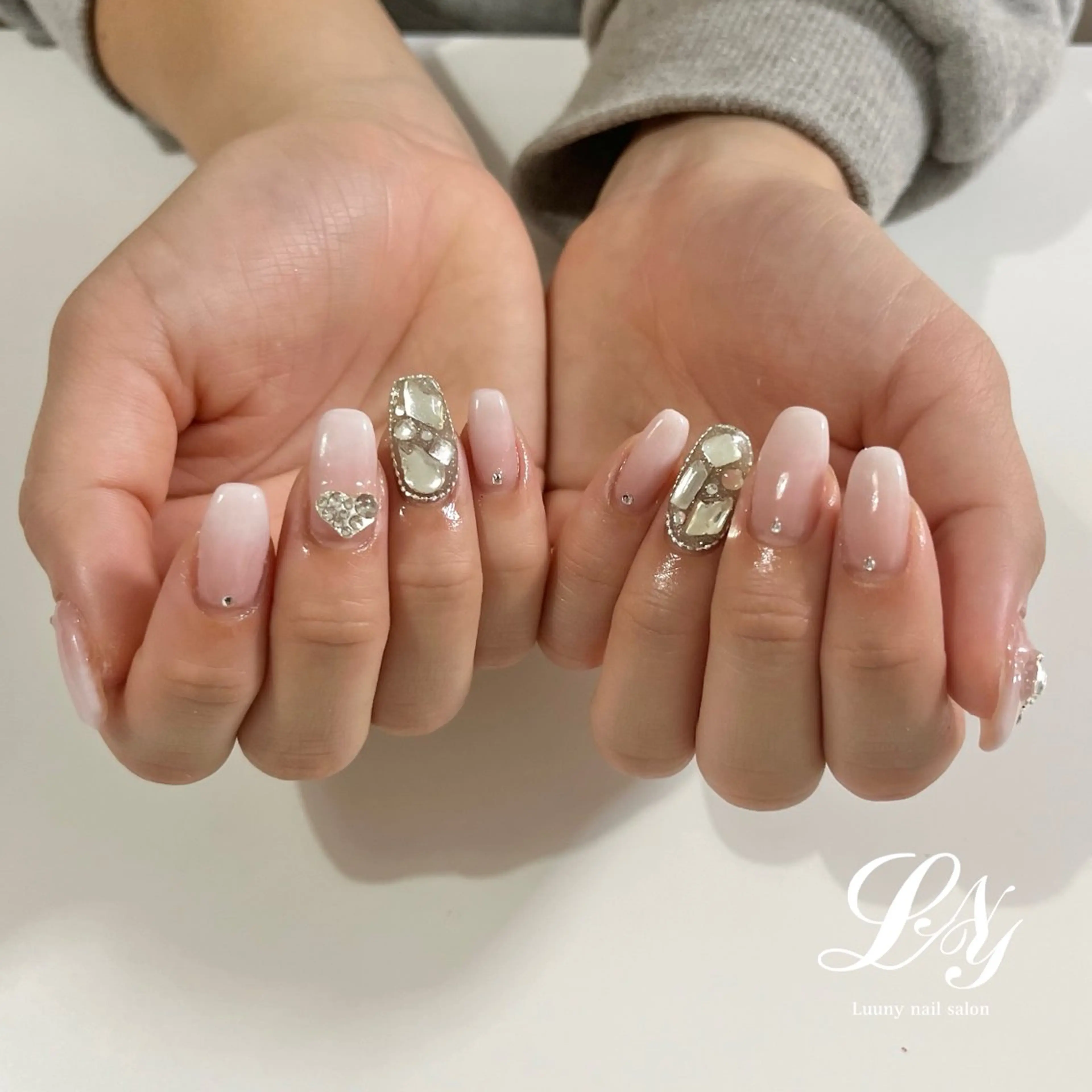 ネイル Luuny nailのネイルデザイン
