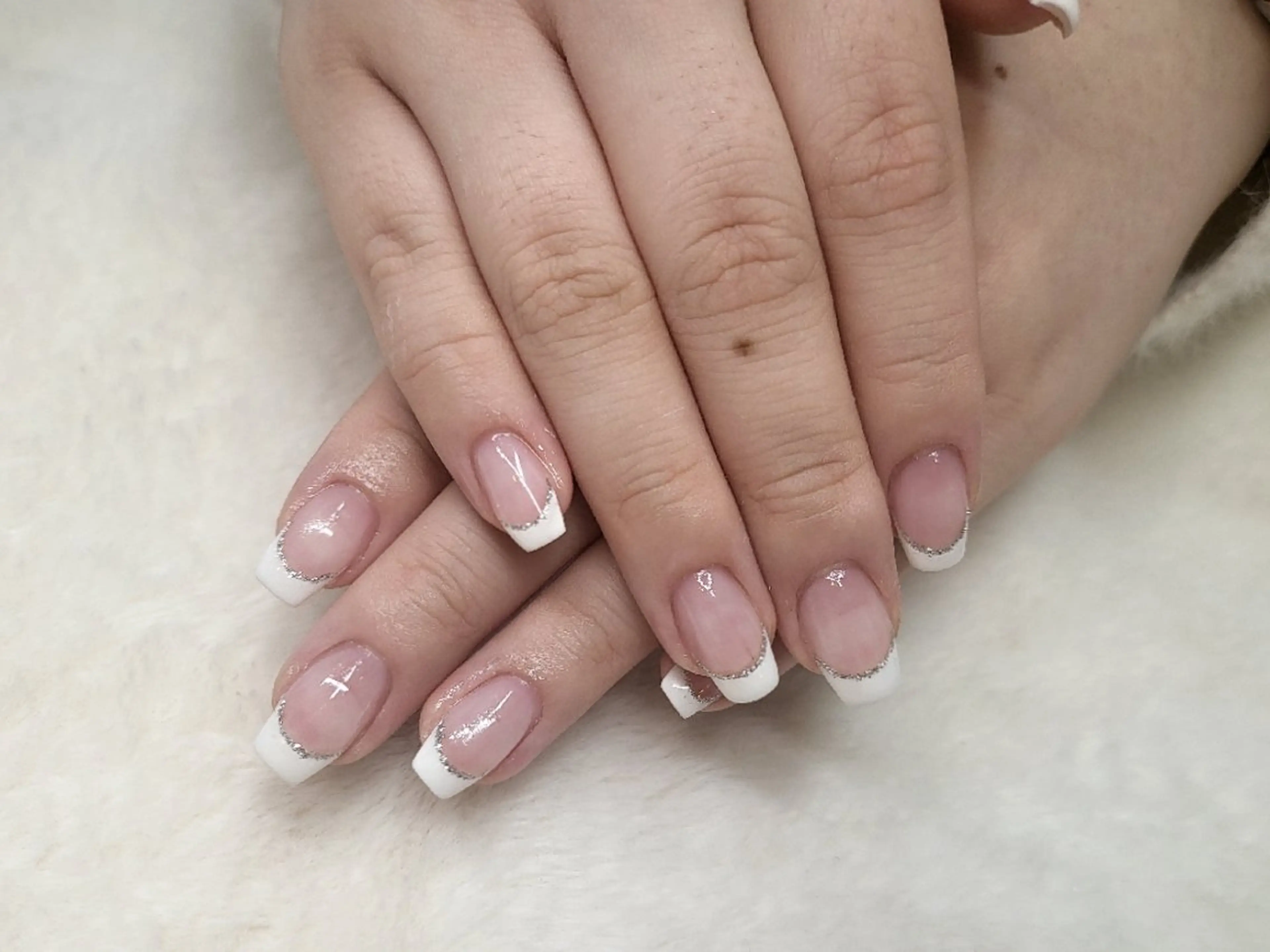 ネイル フレンチネイル シンプルネイル 心斎橋Salon Epokkuのネイルデザイン