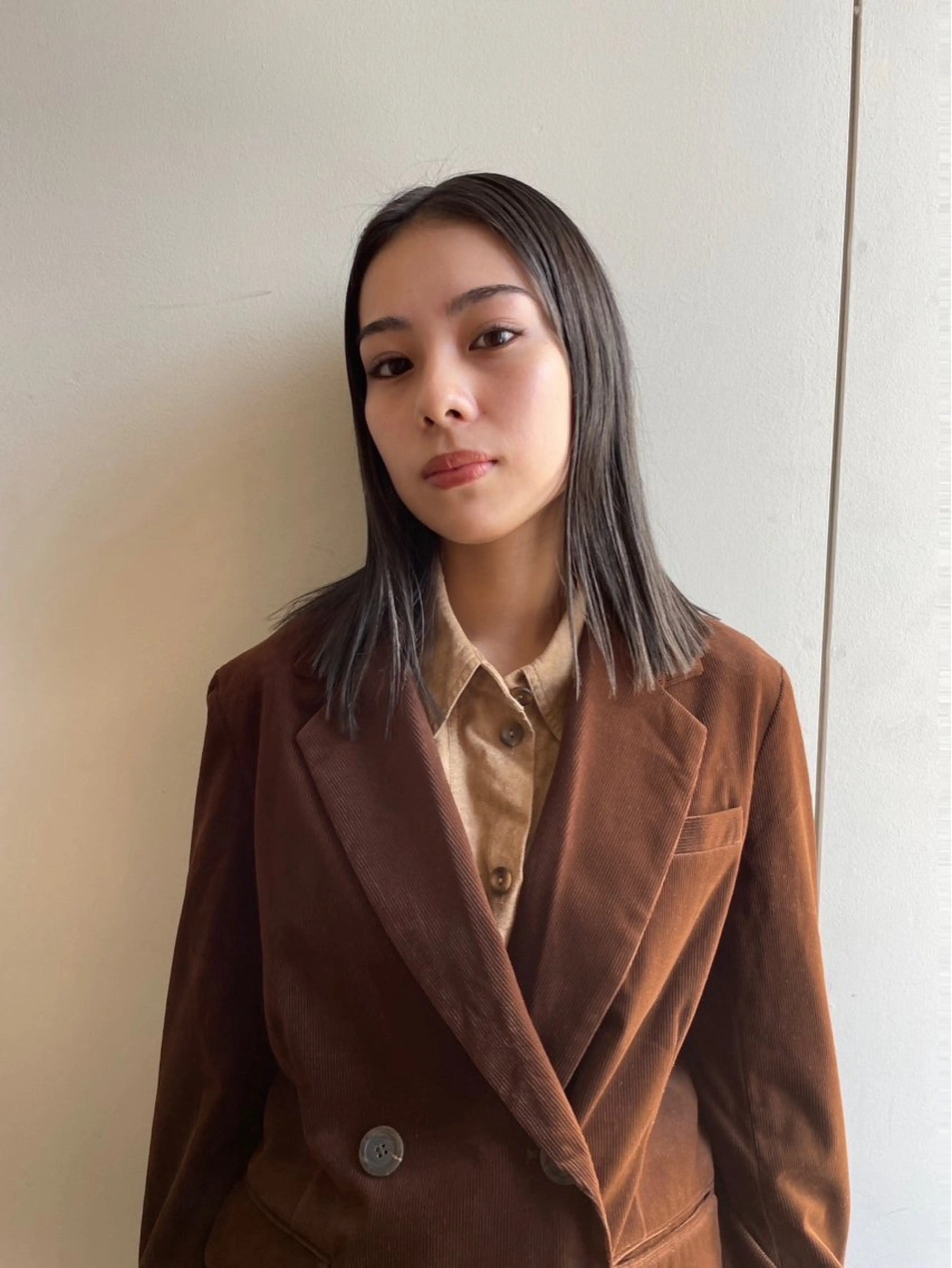 セミロング 河合 真梨子のヘアスタイル